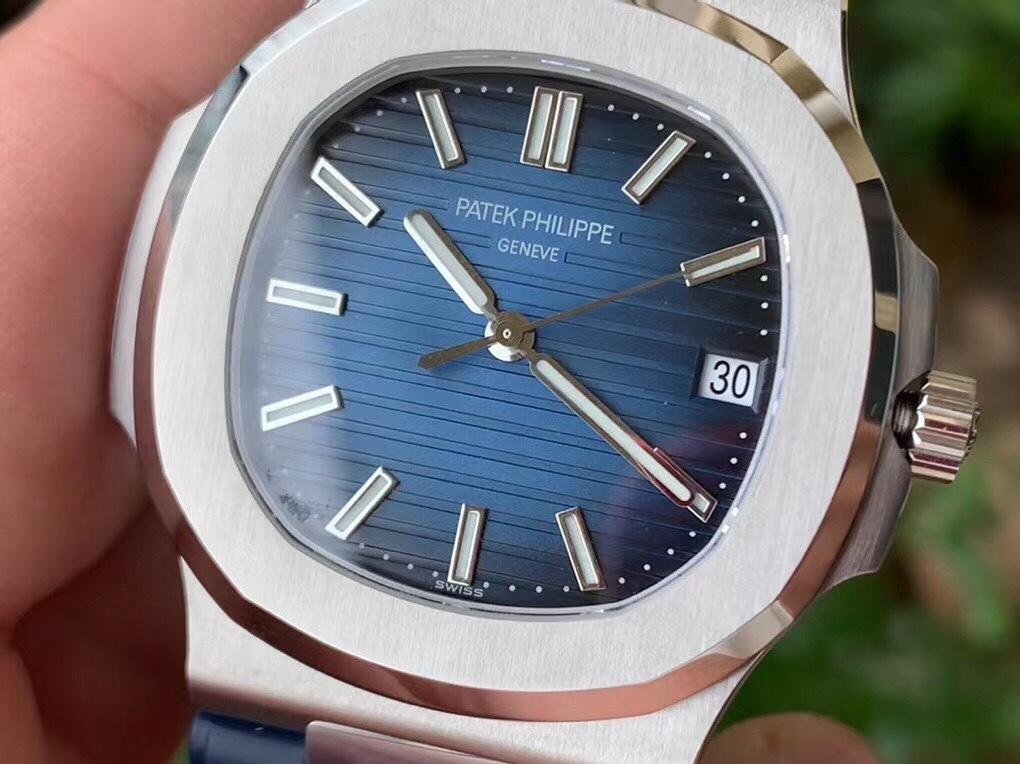 PATEK NAUTILUS 5711 STAINLESS STEEL RUBBER STRAP