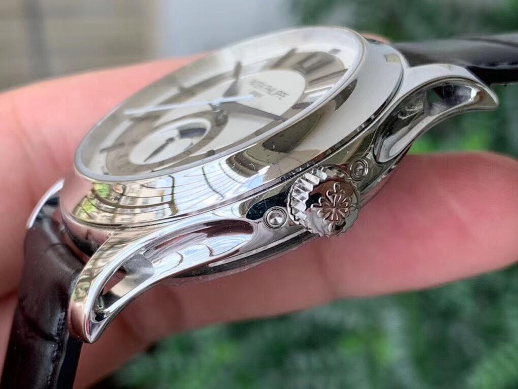 PATEK ANNUAL CALENDAR STAINLESS STEEL CASE WHITE DIAL