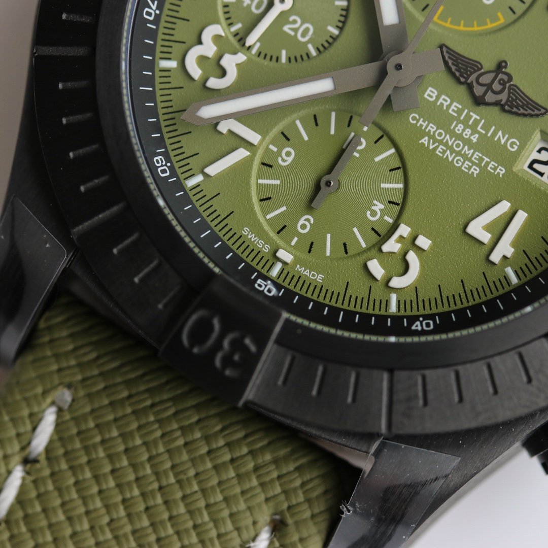 AVENGER 45MM CHRONOGRAPH NIGHT MISSION KHAKI