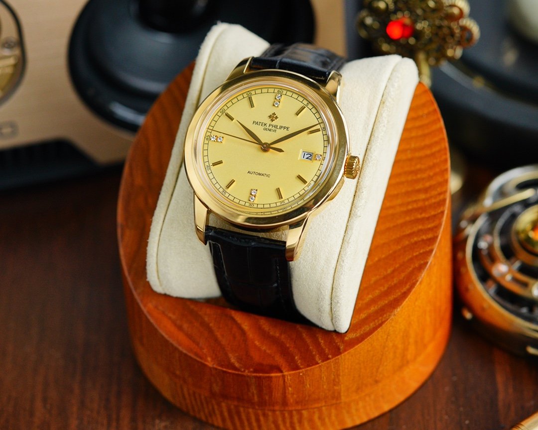 PATEK CALATRAVA 40MM GOLD CASE DIAMOND NUMERALS