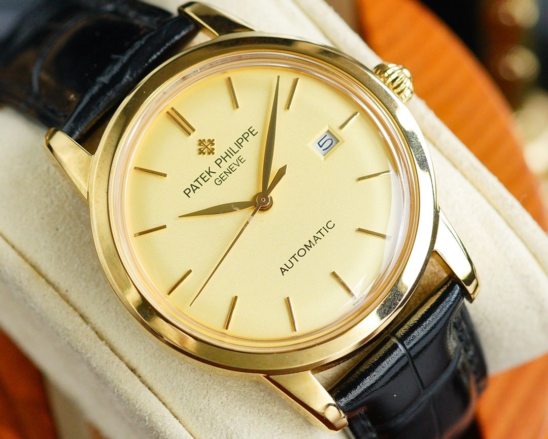 PATEK CALATRAVA 5227J GOLD CASE