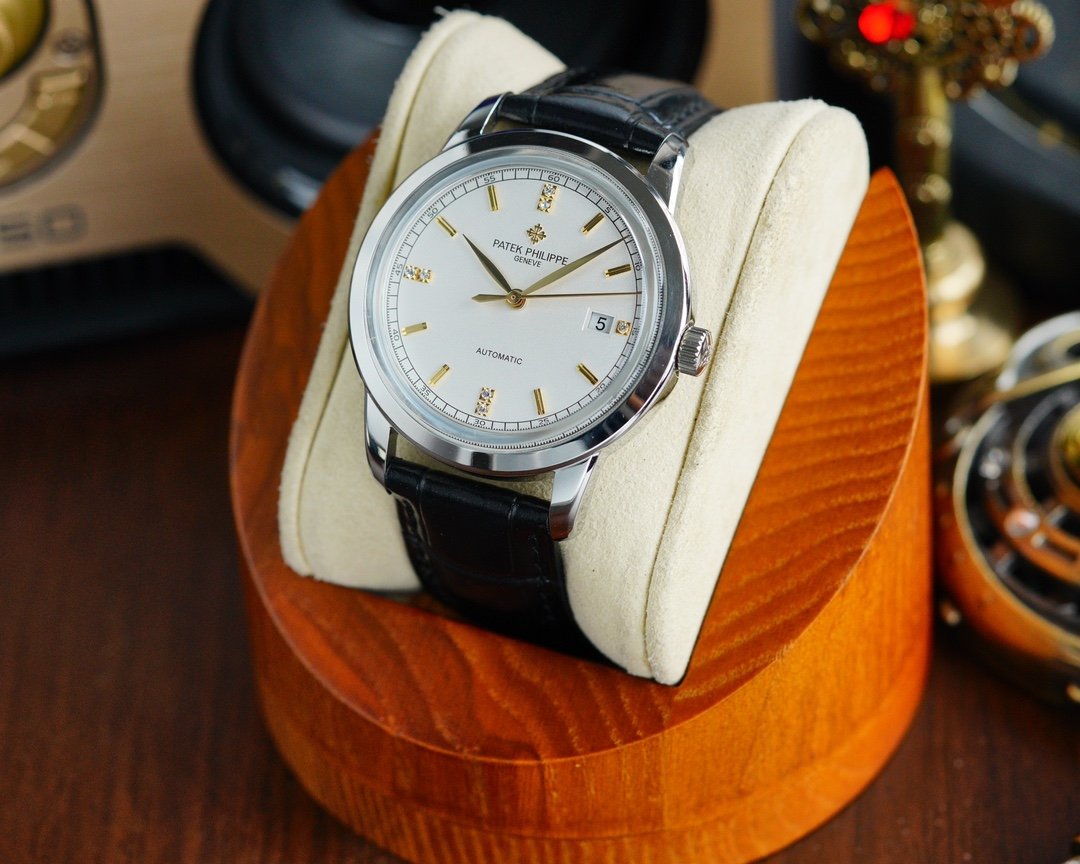 PATEK CALATRAVA 40MM WHITE DIAL DIAMOND NUMERALS