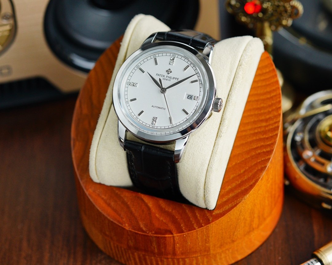 PATEK CALATRAVA 40MM WHITE DIAL DIAMOND NUMERALS