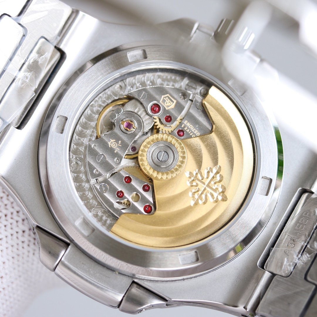 PATEK NAUTILUS 5711 STEEL CASE