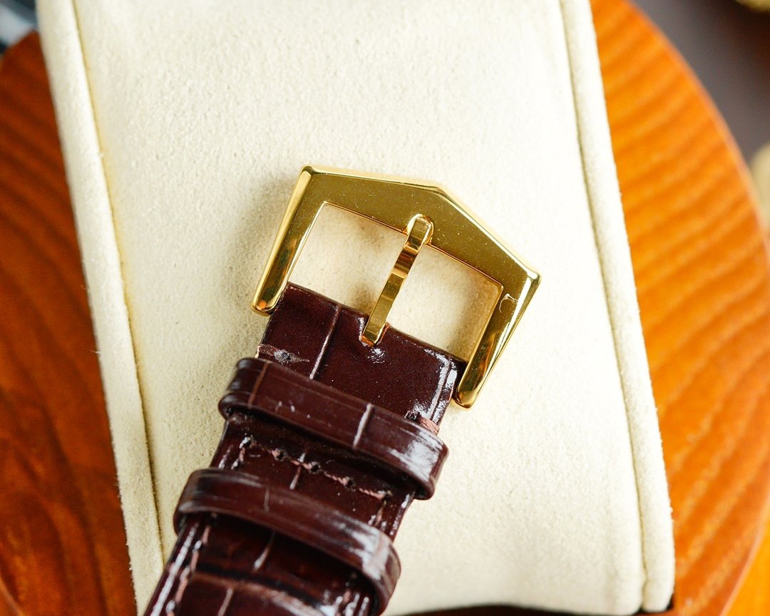 PATEK CALATRAVA 40 GOLD CASE LEATHER