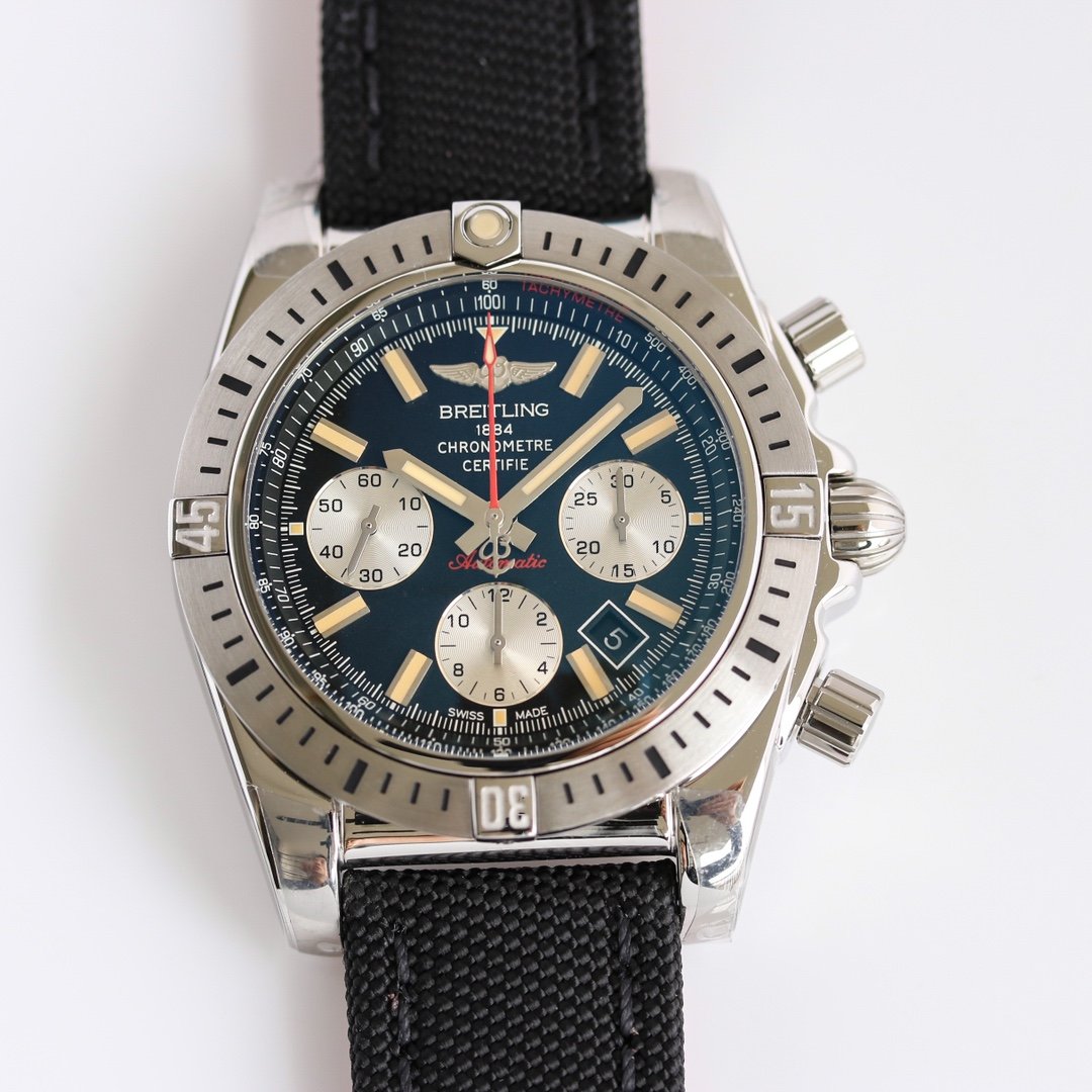 CHRONOMAT 44 AIRBORNE BLACK DIAL TEXTILE