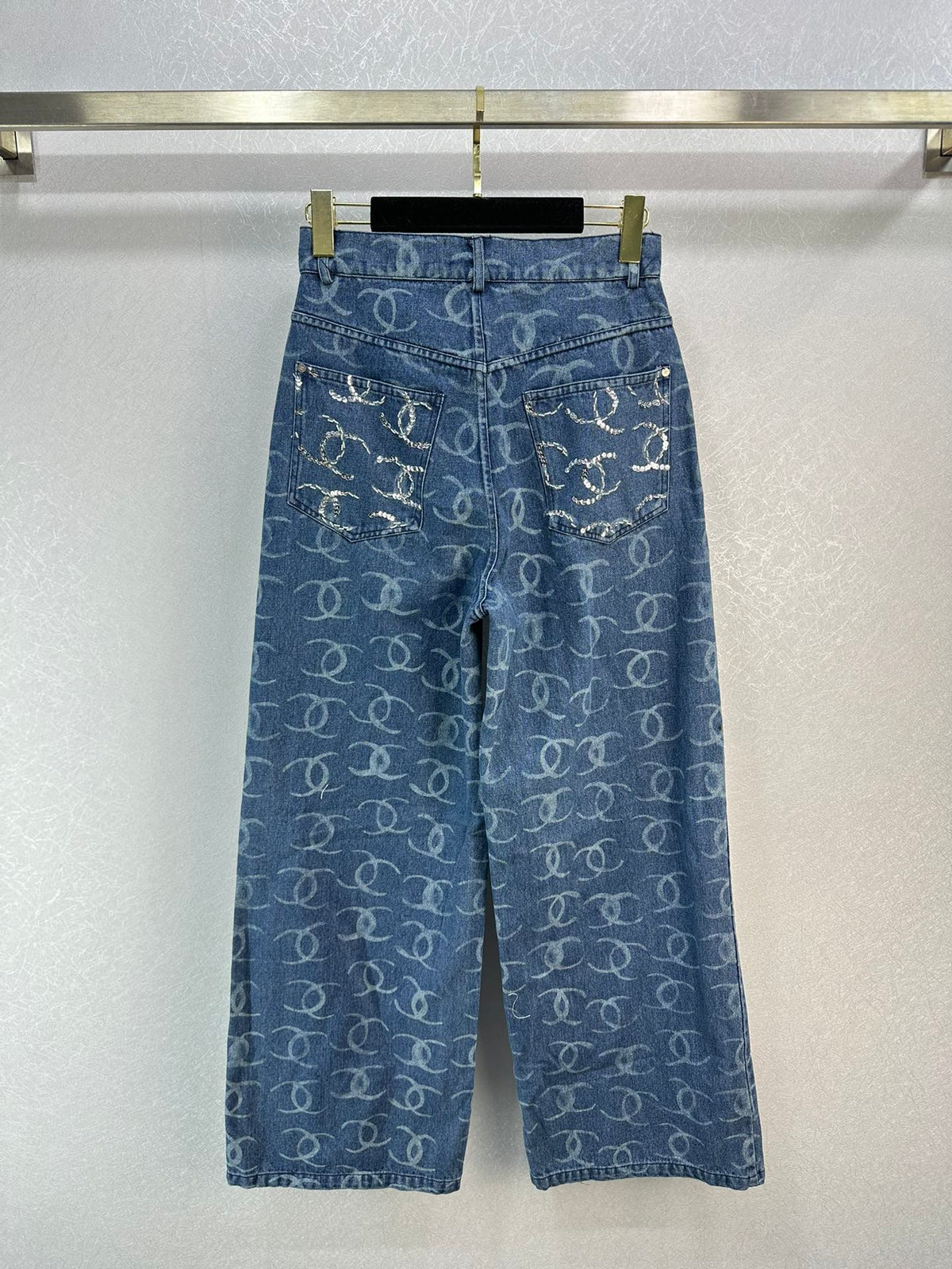 DENIM CC LOGO DARK BLUE WHITE AND SILVER JEANS
