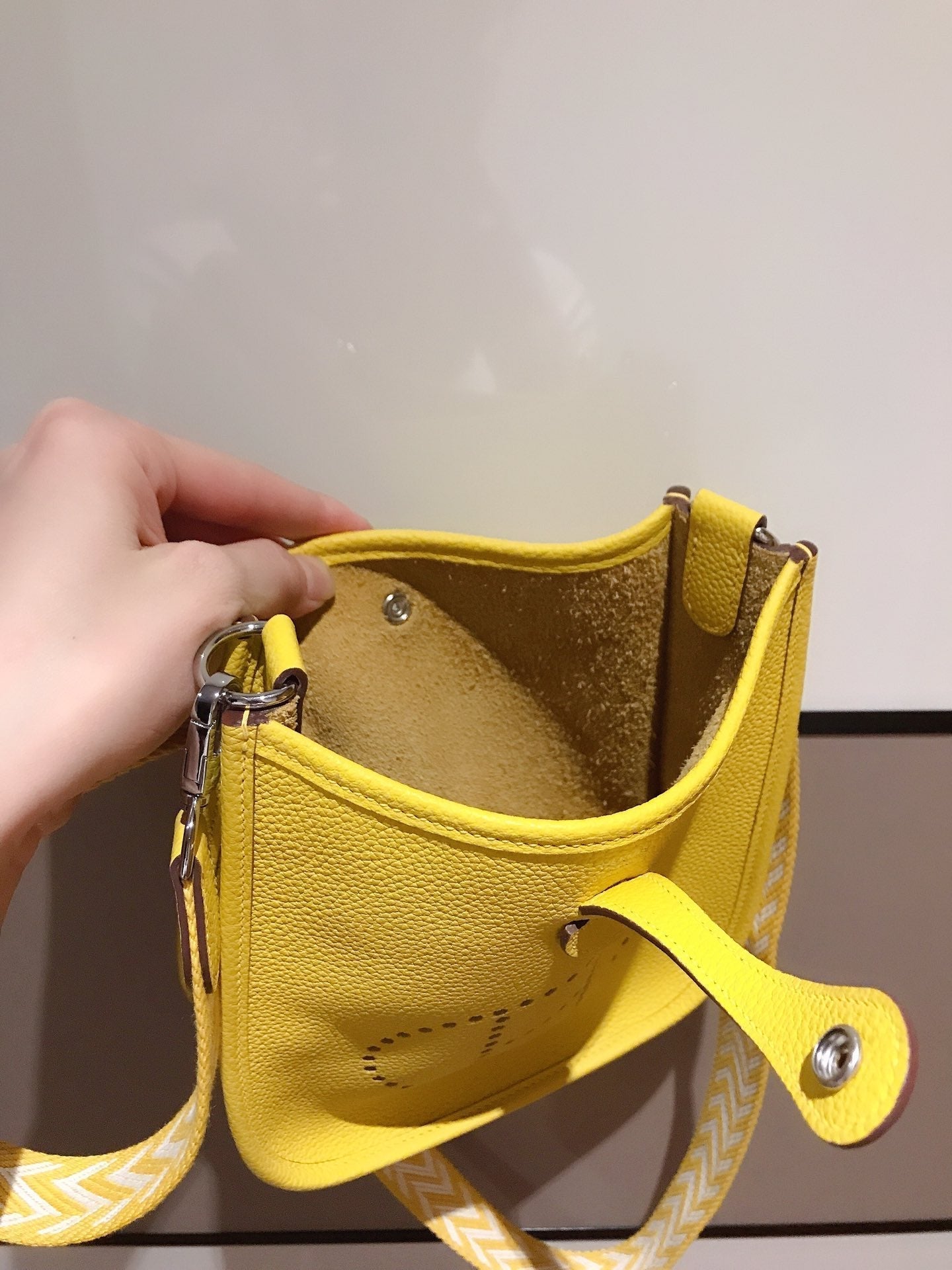 HM EVELYNE MINI 18 LEMON TOGO