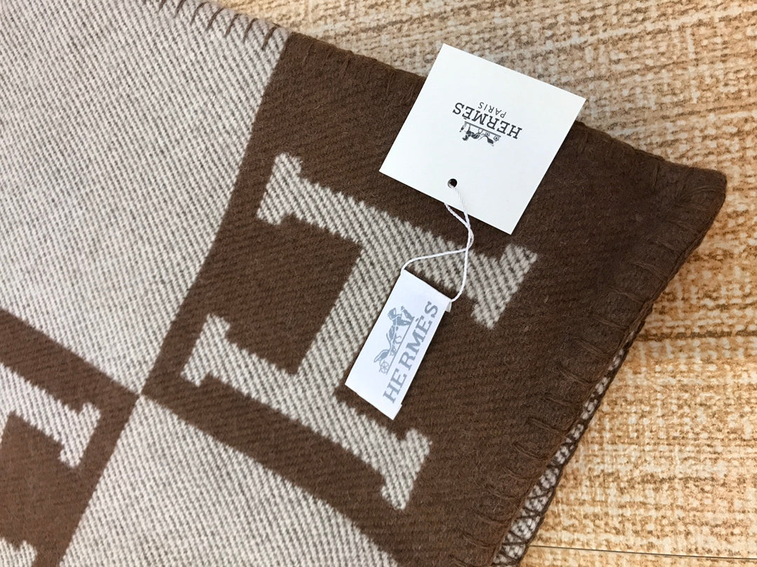 HM Avalon Blanket Brown Mix Gray Cashmere Wool 762022