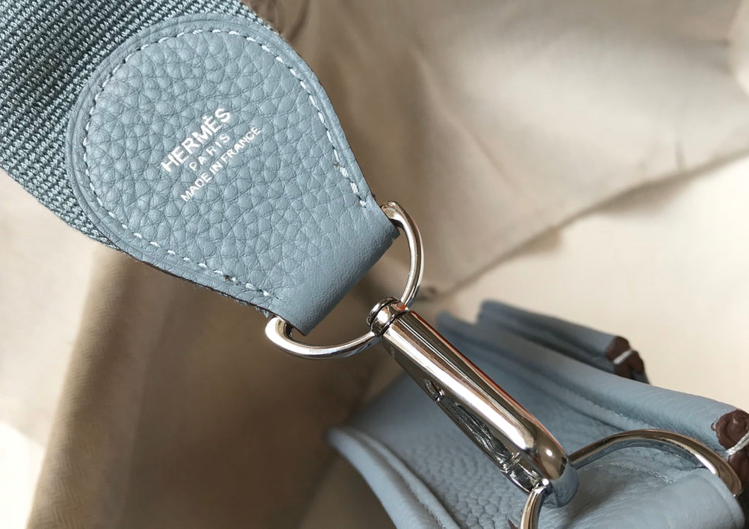 HM EVELYNE BAG 28 BLUE TOGO