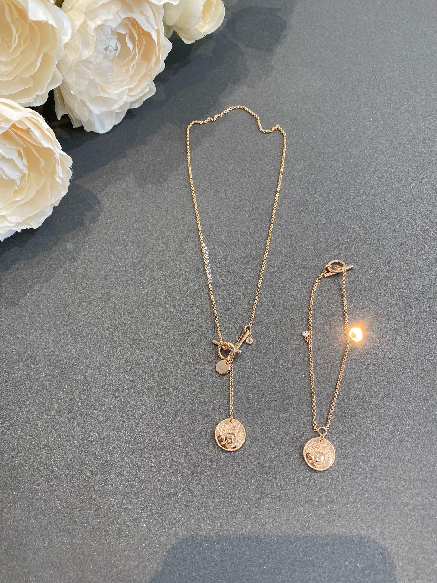 H Classic Gold Coin Bracelet