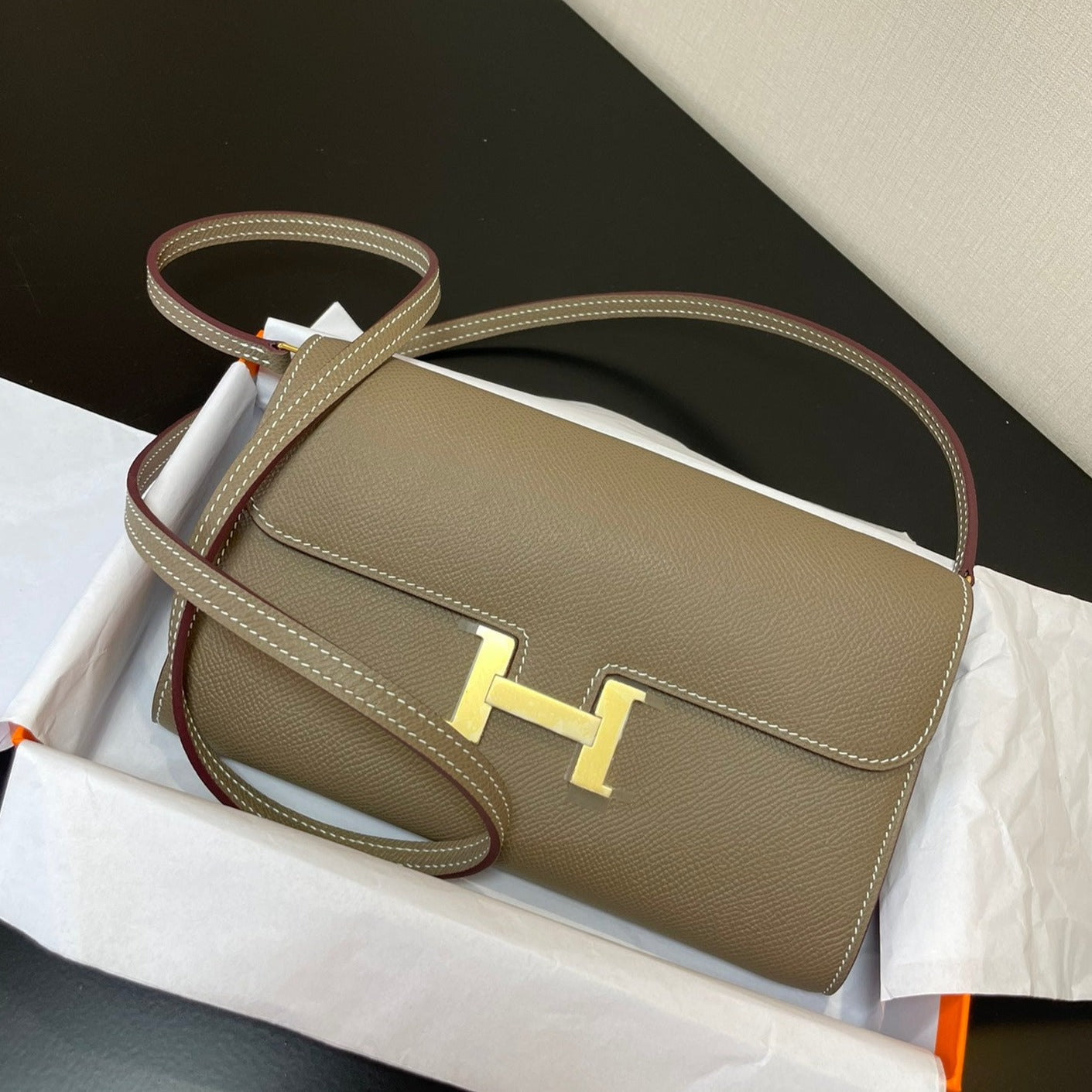 Hermes Constance