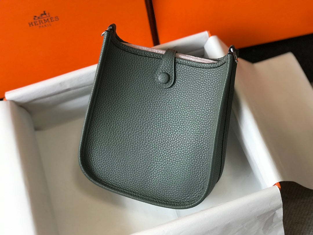 Mini Evelyne 18cm Almond Green Togo Silver Hardware