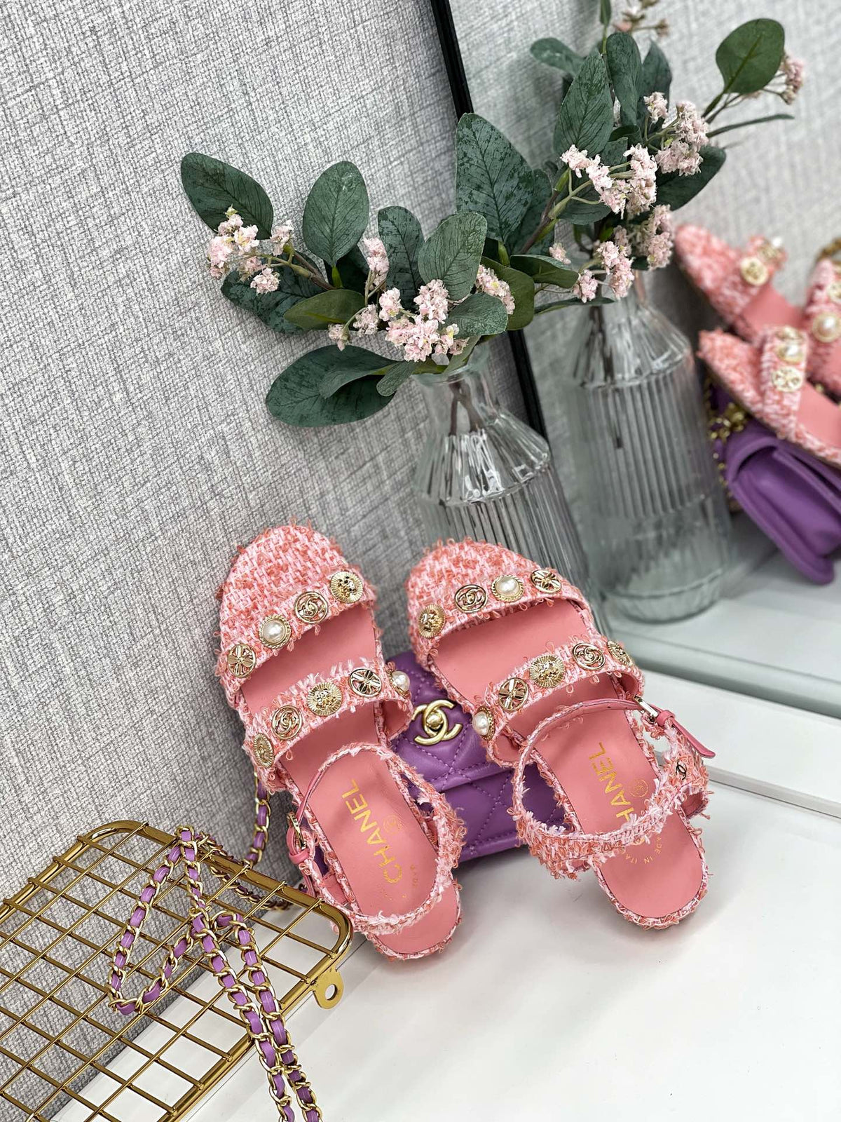 Chanel 2026 Interlocking CC Logo Sandals Tweed 162285