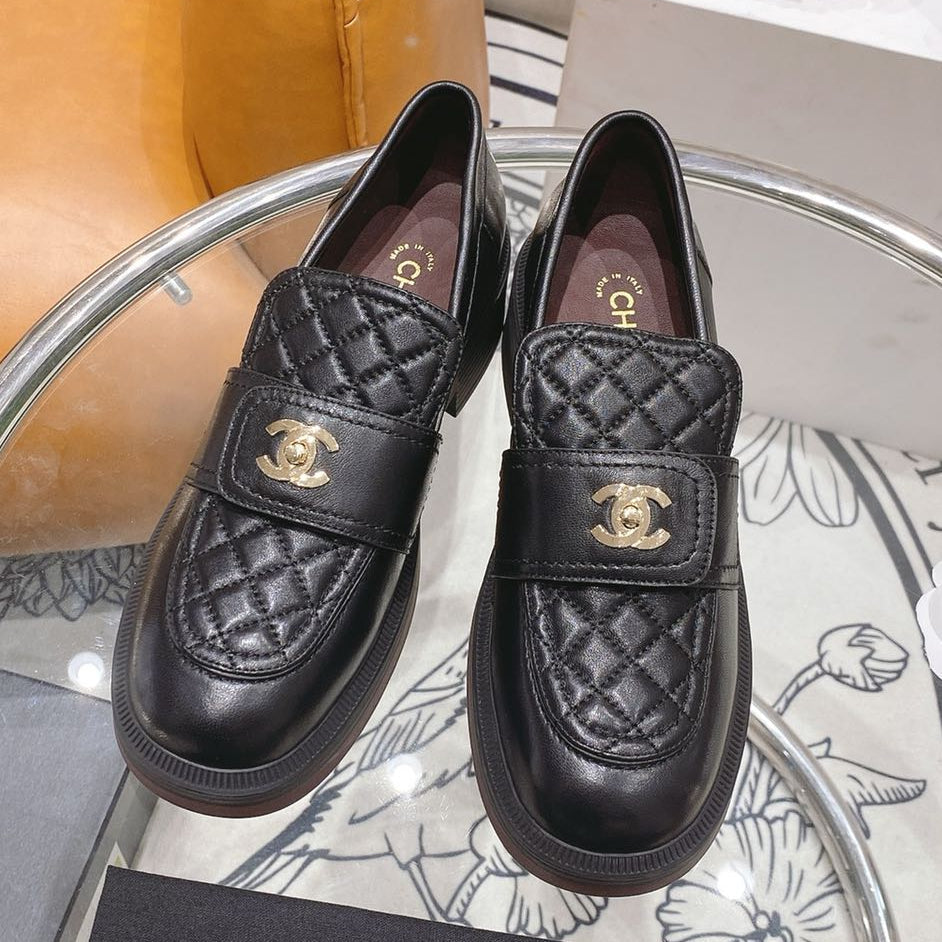 Chanel 2026 Quilted CC Turnlock Loafers Lambskin 162104