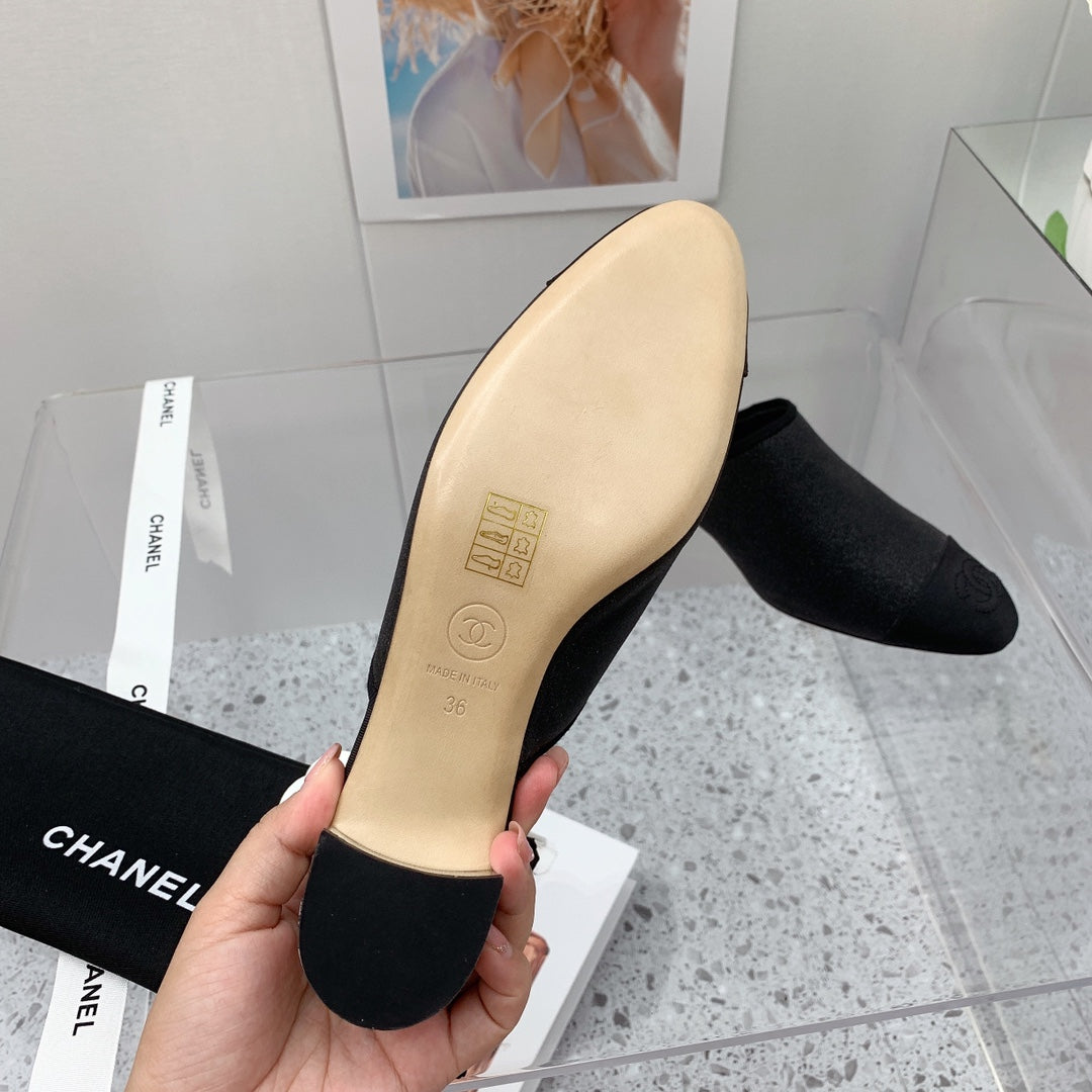 Chanel 2026 Mule 30mm Glitter Fabric 162125