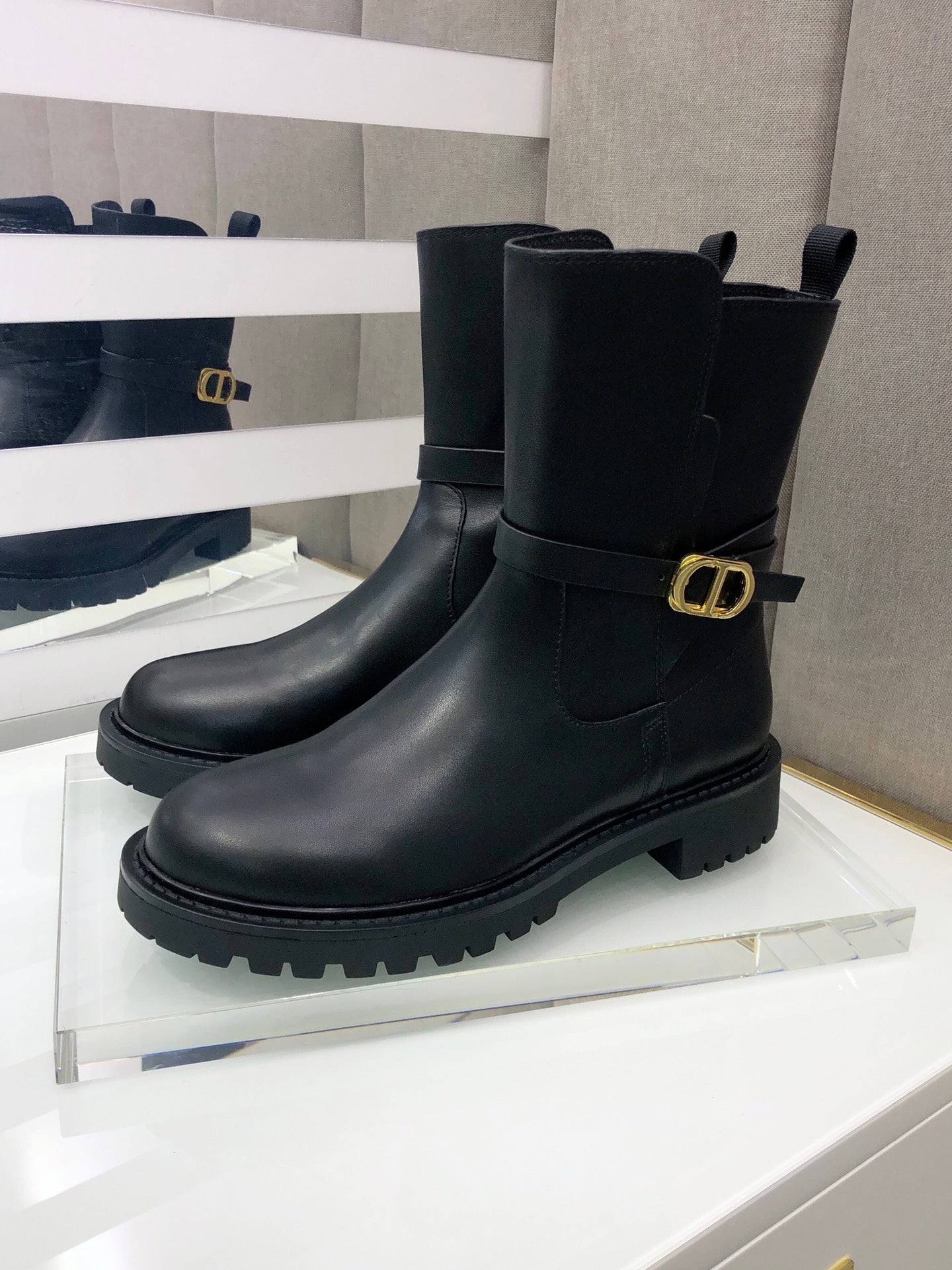 Dior 2026 Empreinte Ankle Boots Calfskin 965383