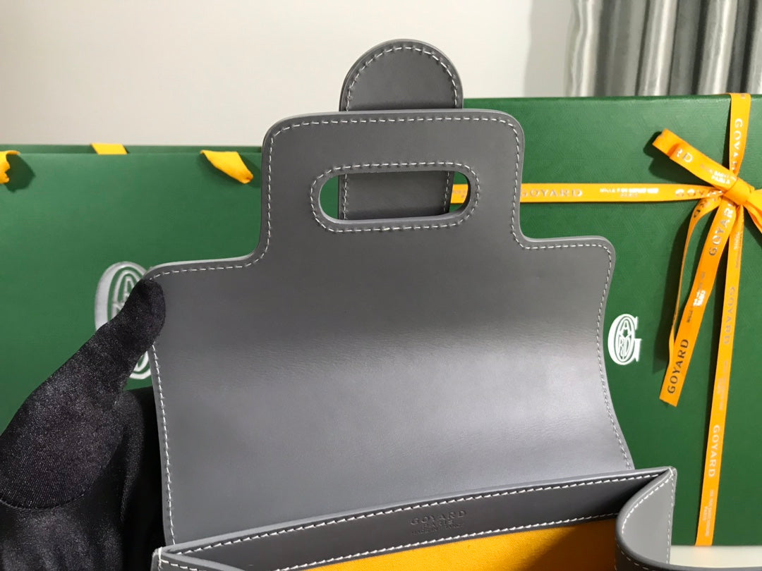 SAÏGON PM BAG 28 IN GREY GOYARDINE CANVAS AND CALFSKIN