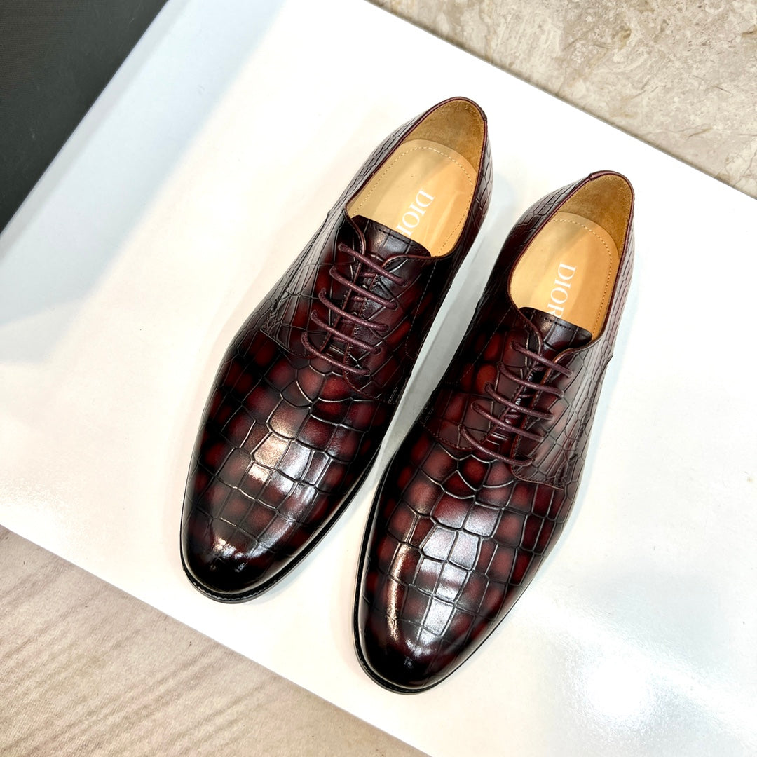 CD CROCODILE MOTIF BASIC OXFORD LAVA COLOR CALFSKIN