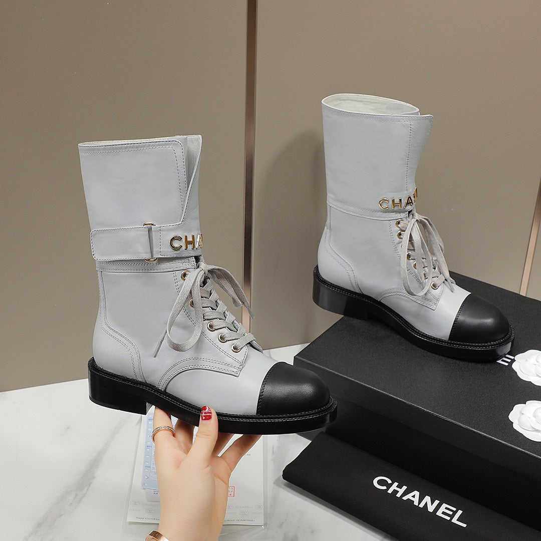 Chanel 2026 Lace-Up Combat Boots Leather Suede 194072