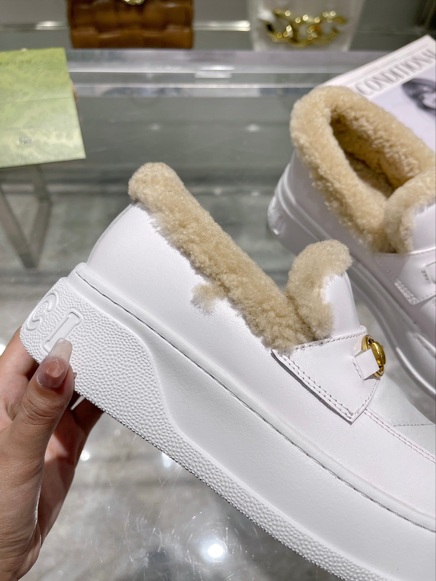 GG Snow Boots White Calfskin Wool 576243