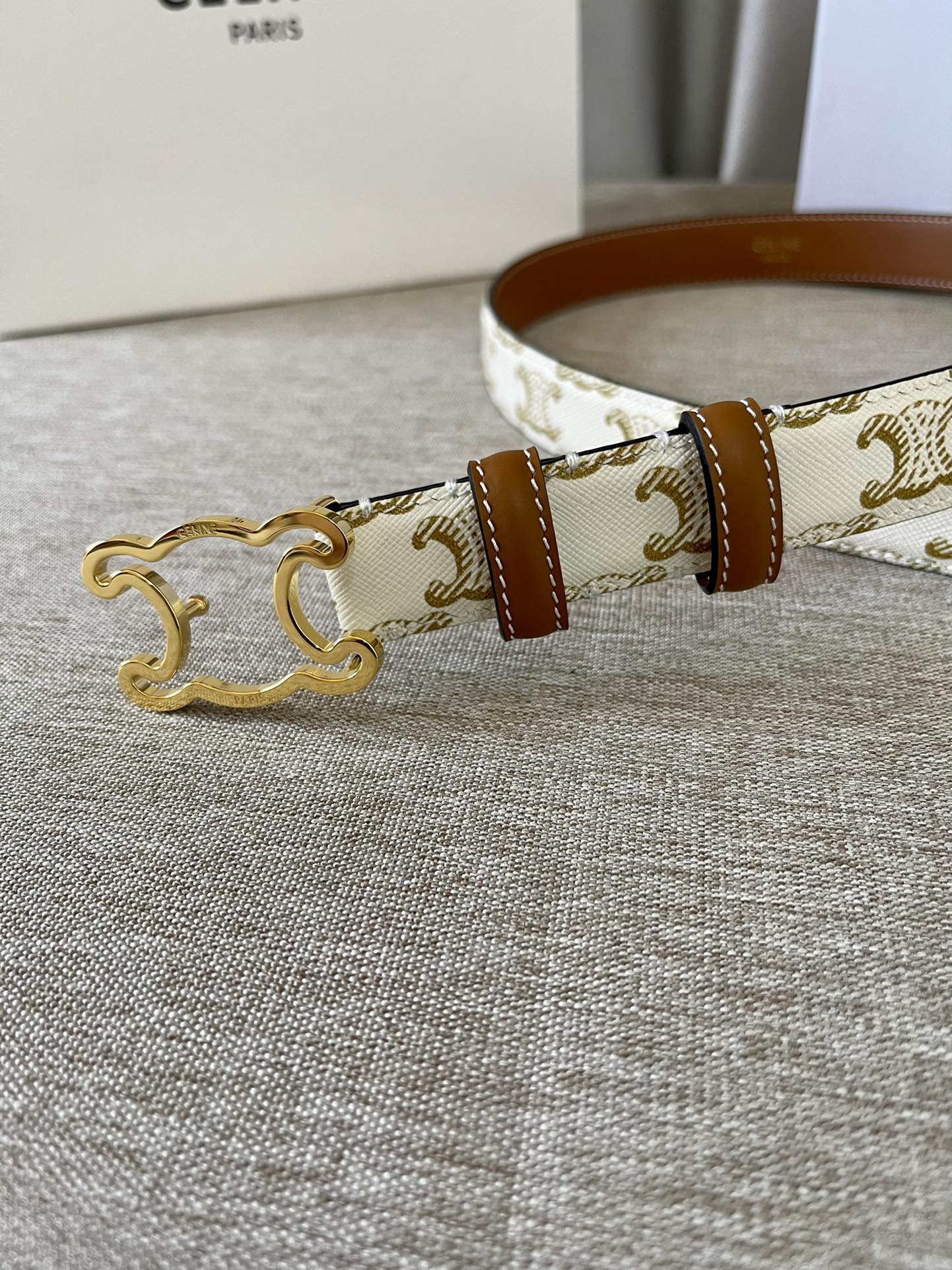 CL logo Cut-out Belt 25mm White Tan Triomphe Canvas Ghw