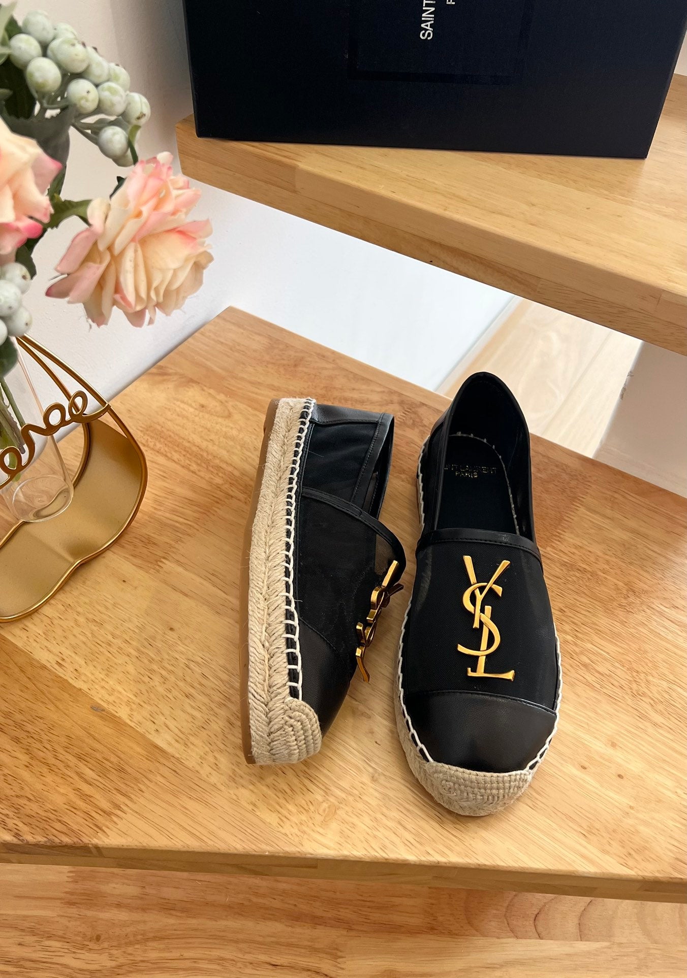 SL YVES LOGO SLIP ON BLACK CALFSKIN AND MESH