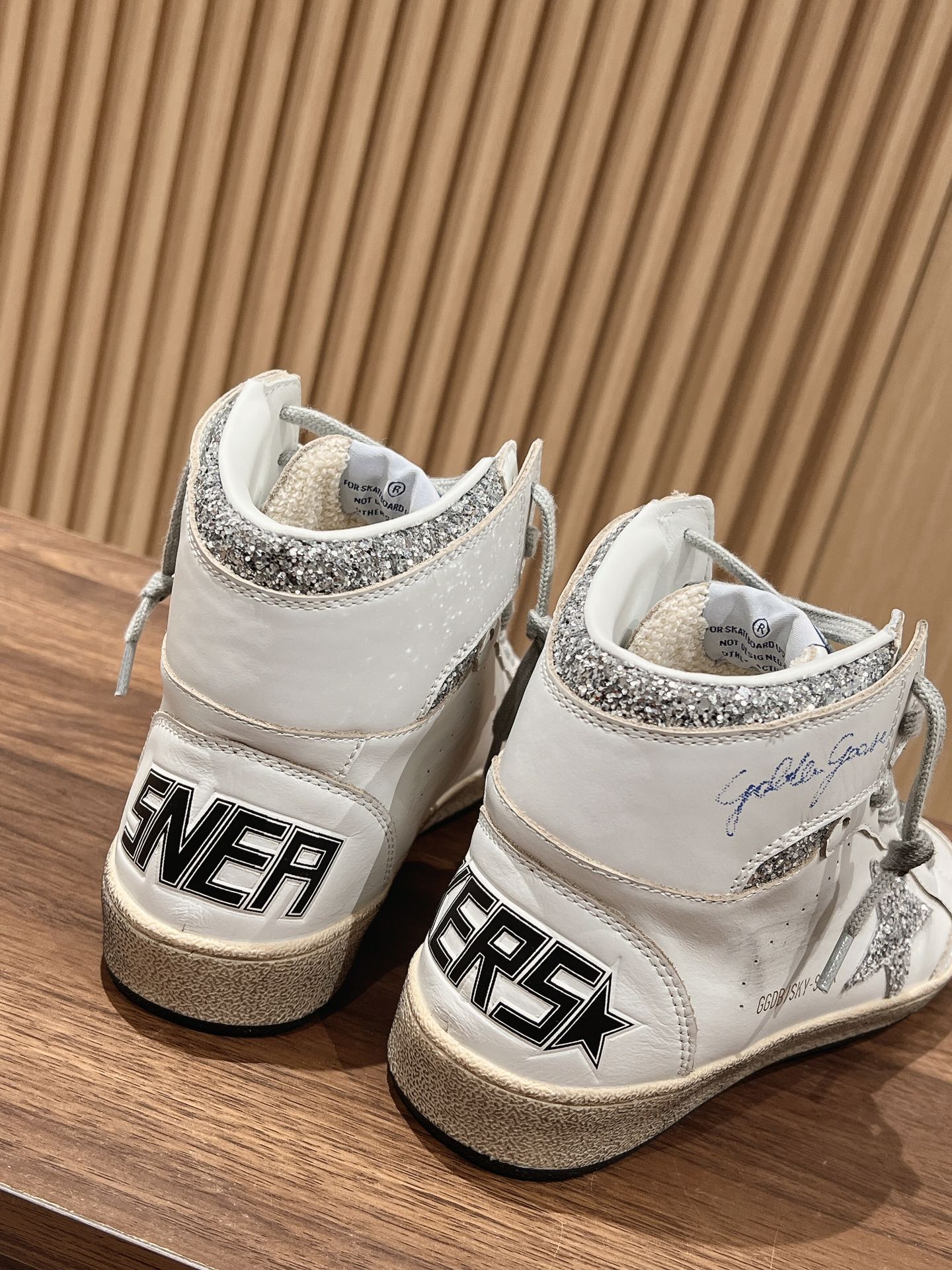 Golden Goose 2025 High-Top Sneaker White Silver Cowhide 170576