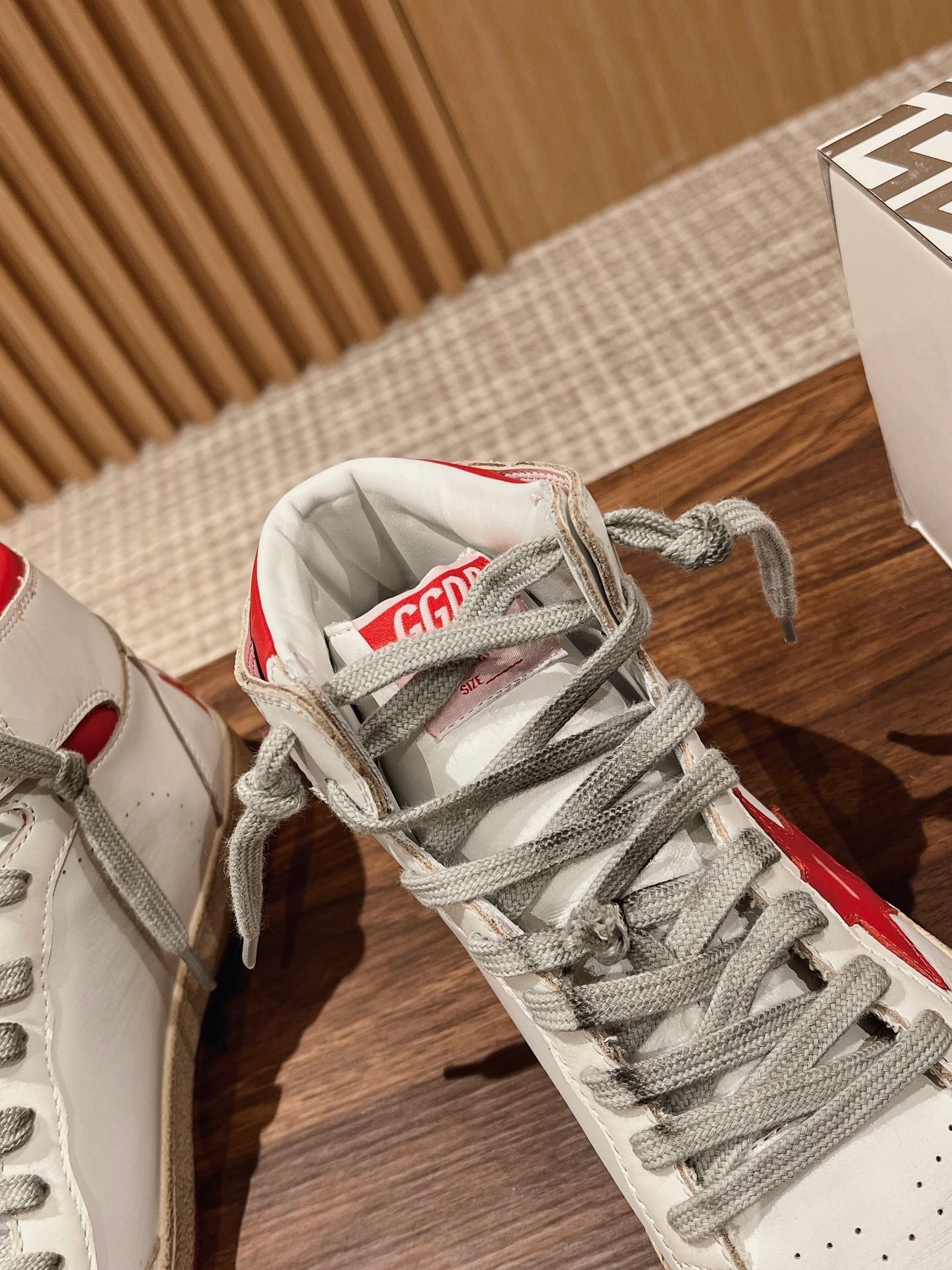 Golden Goose 2025 High-Top Sneaker White Red Cowhide 170578
