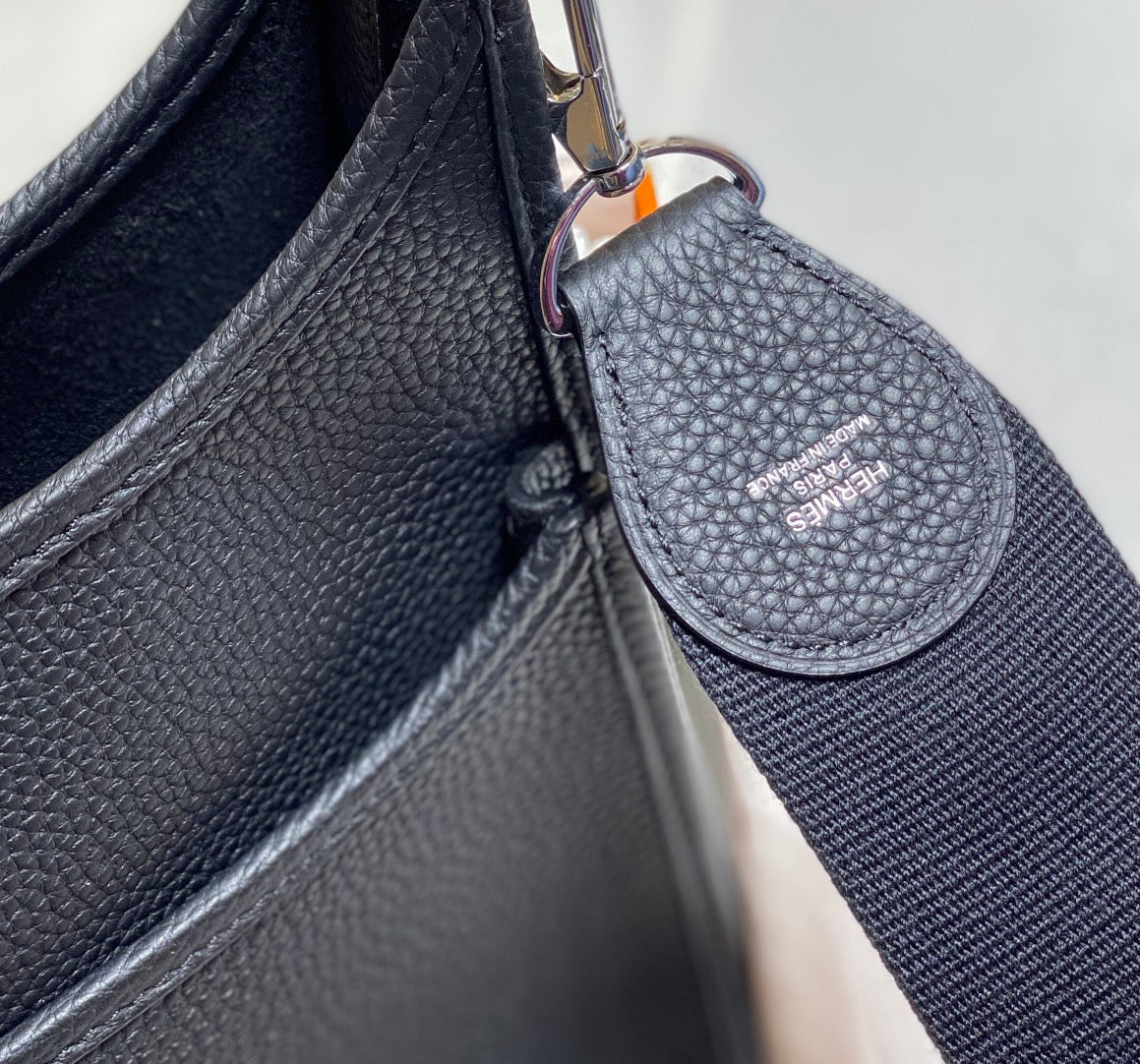 Evelyne 29cm Black Togo Shw