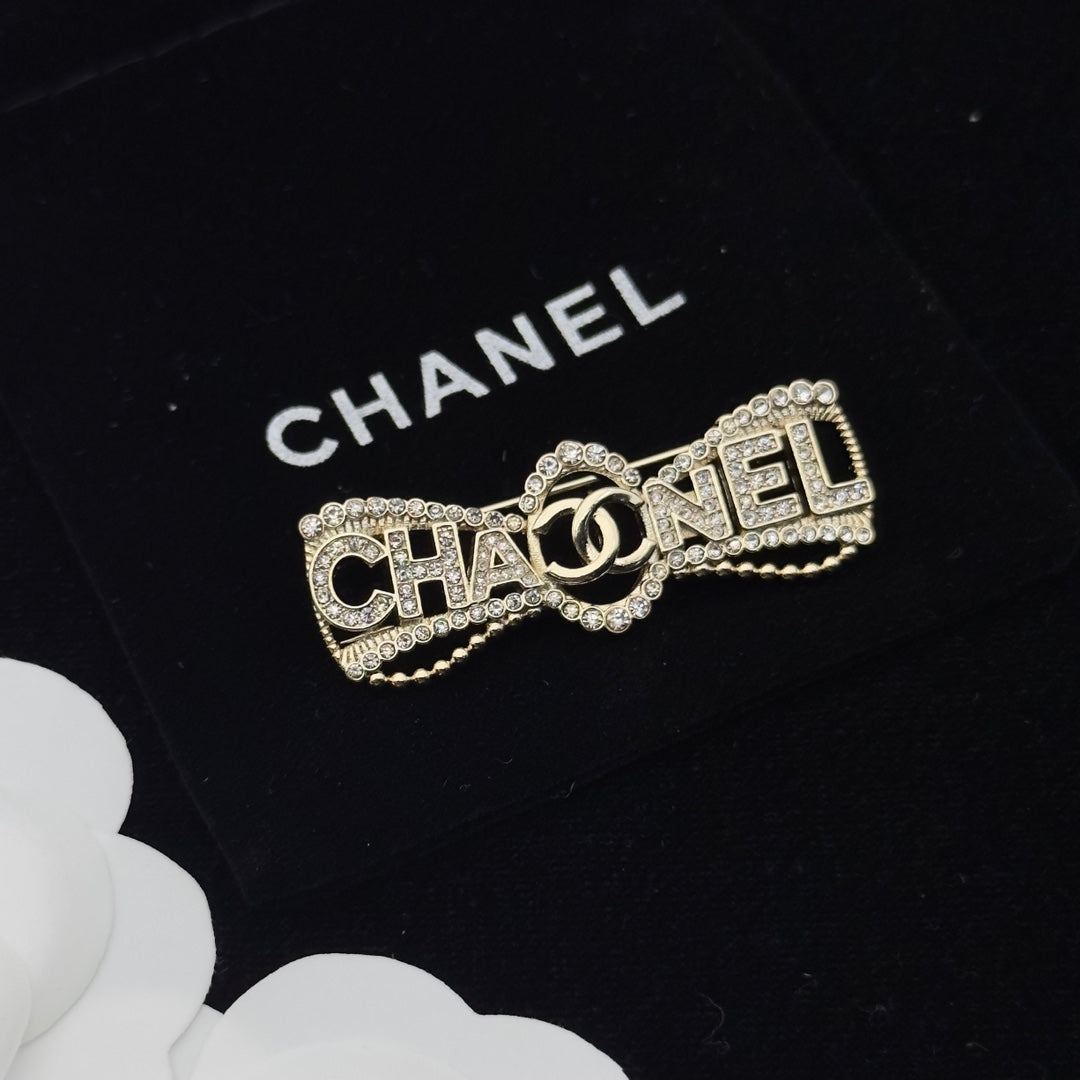 CC Brooch Gold 173219
