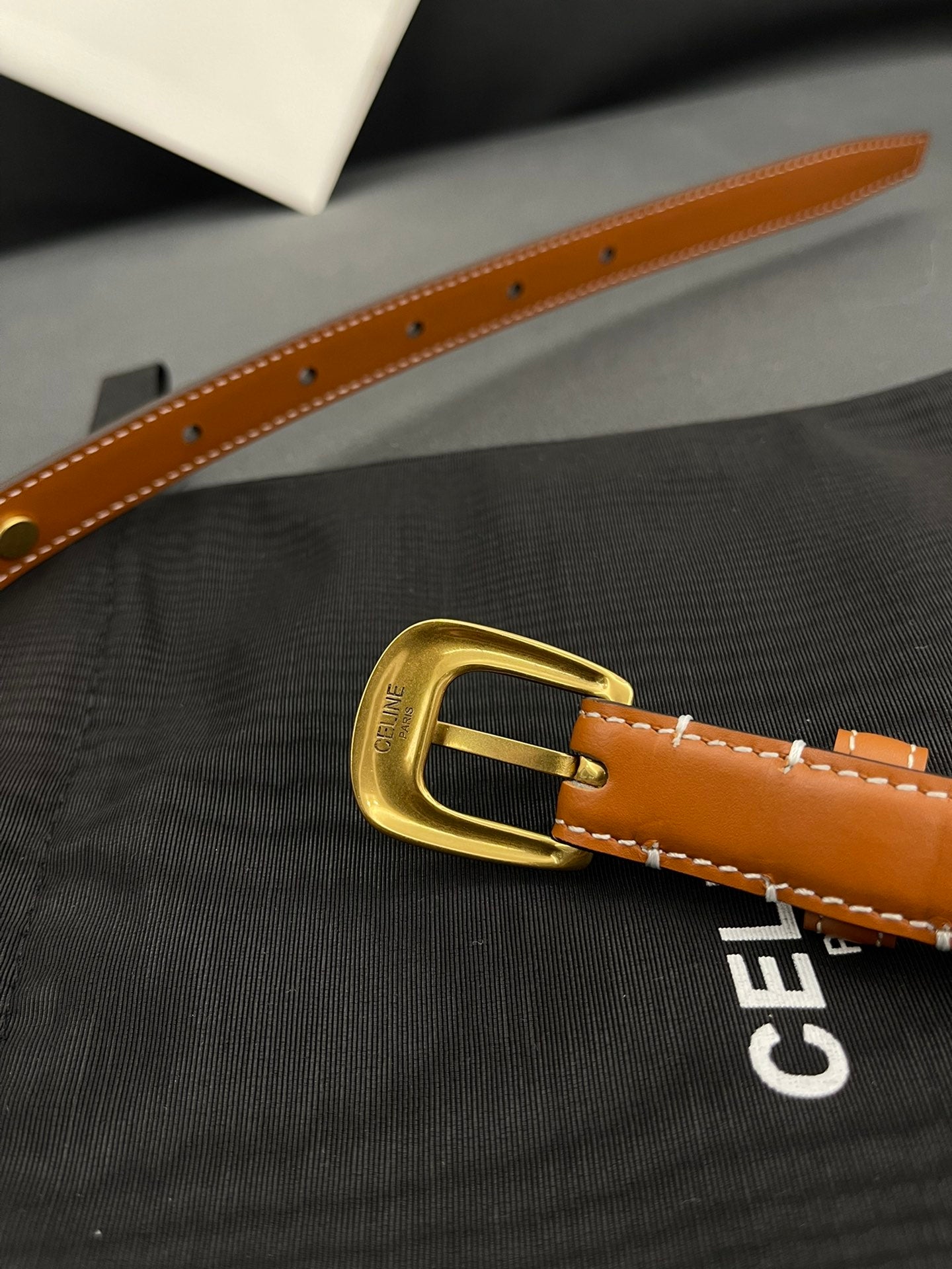 CL SMALL 18 MM TRIOMPHE BELT IN TAURILLON BRONZE BROWN LEATHER GOLD HARDWARE