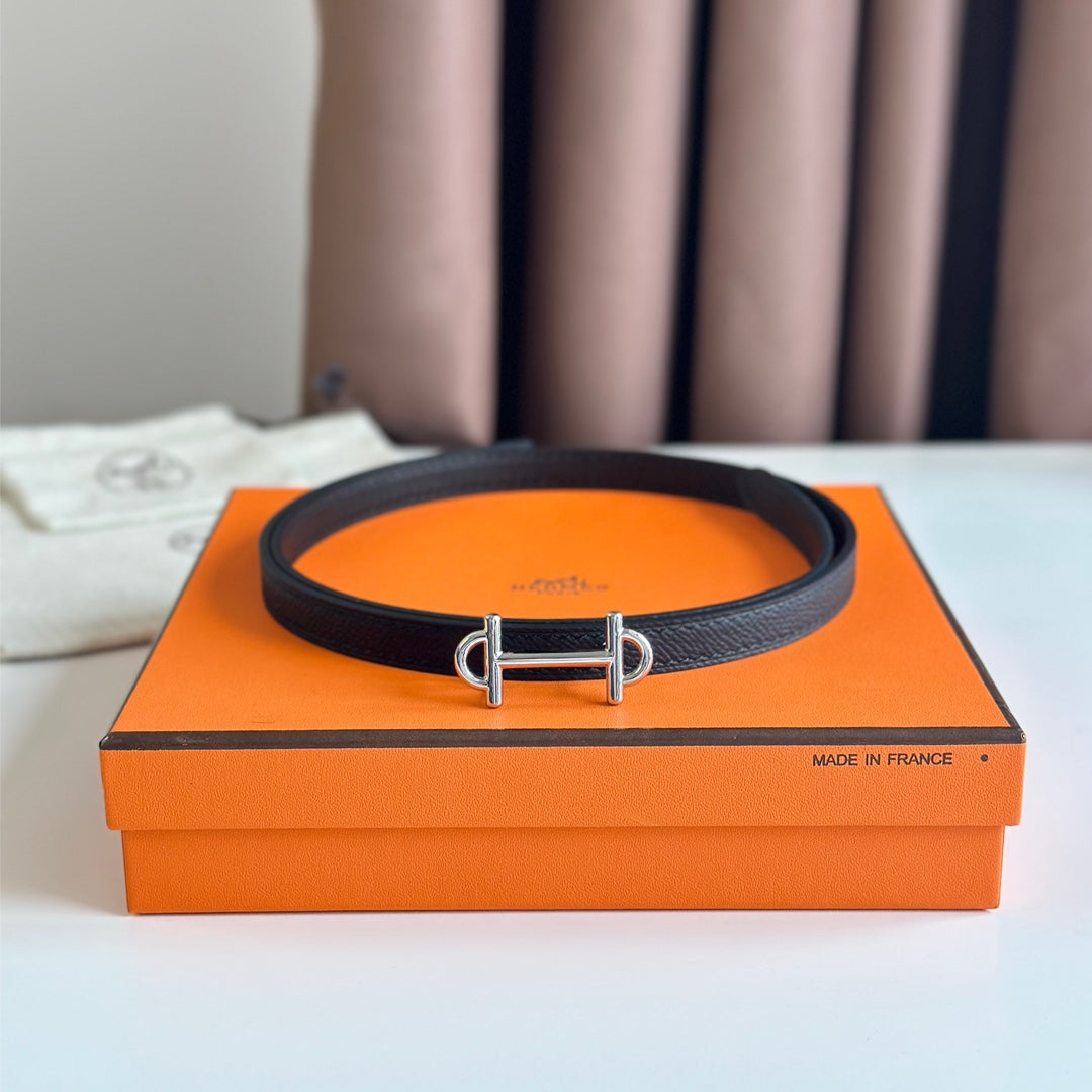 HM GAMMA BUCKLE & REVERSIBLE BLACK LEATHER STRAP 13MM SILVER HARDWARE