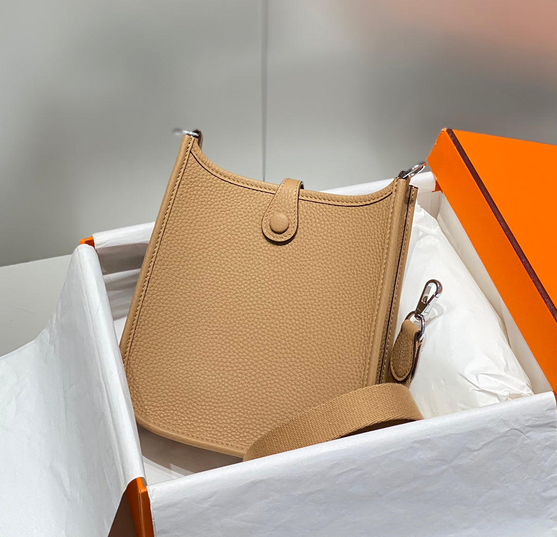 Mini Evelyne 18cm Brown Togo Shw