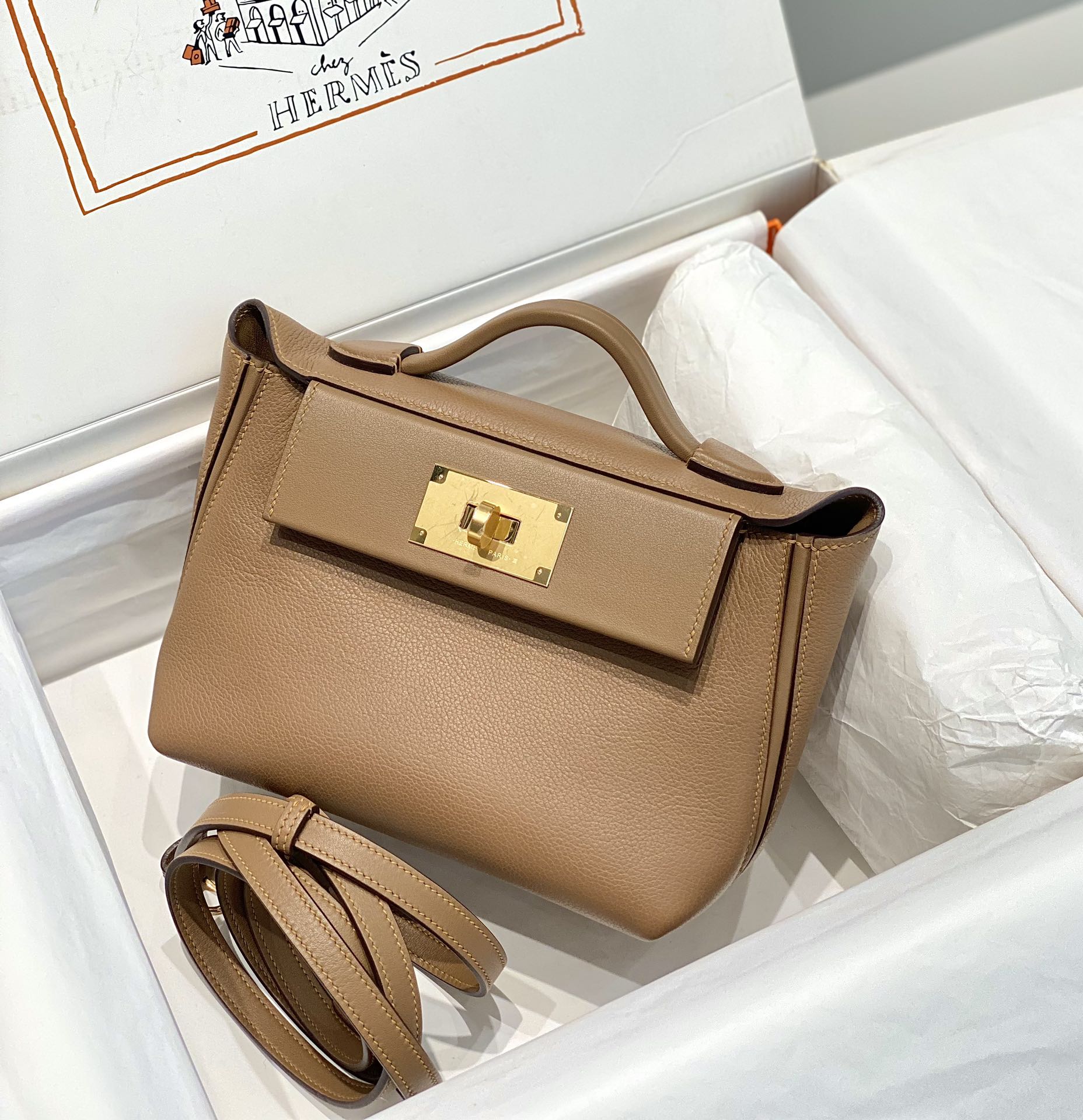 HM 24/24 Mini Bag 21cm Brown Evercolor Gold Hardware