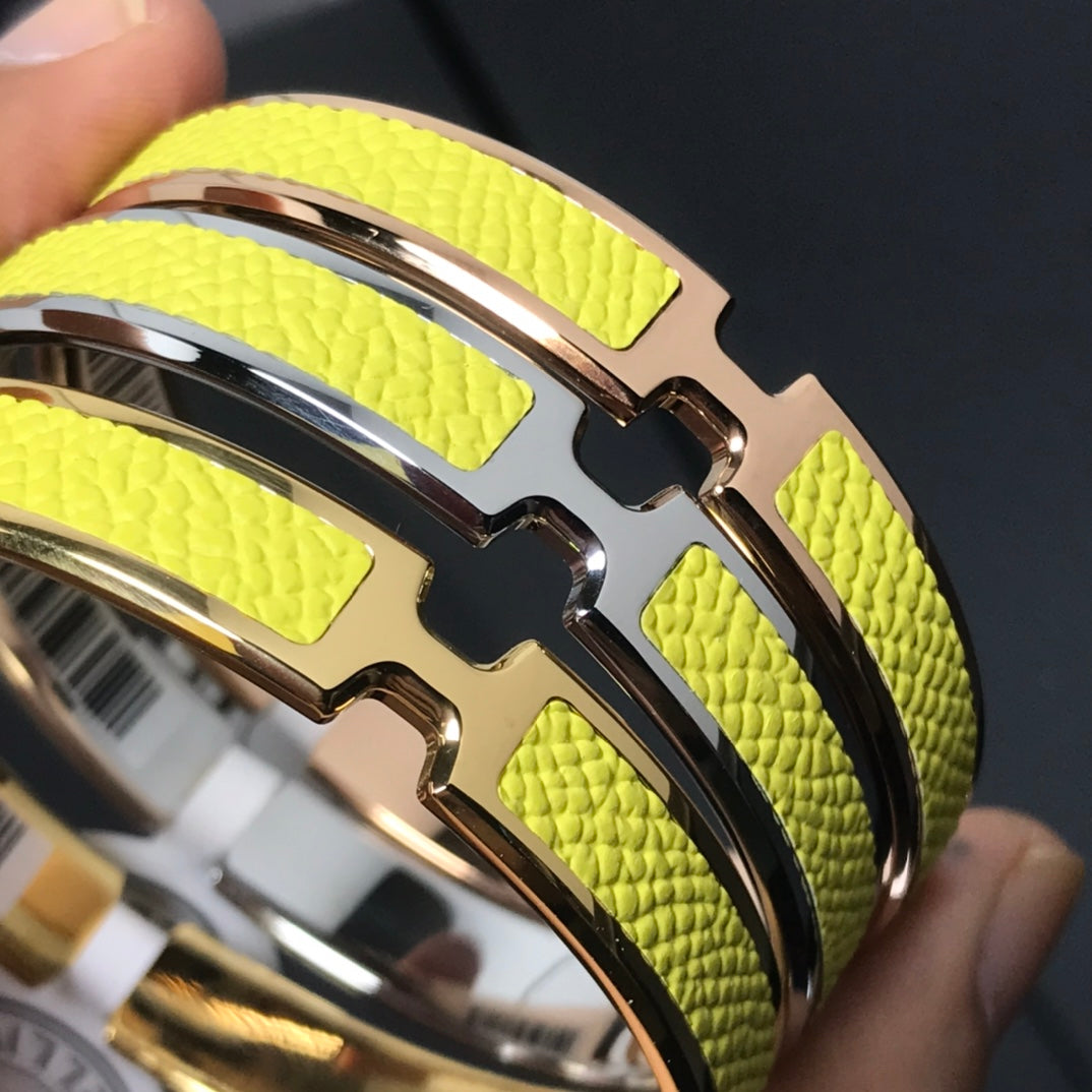 H Pig Nose Yellow Bracelet