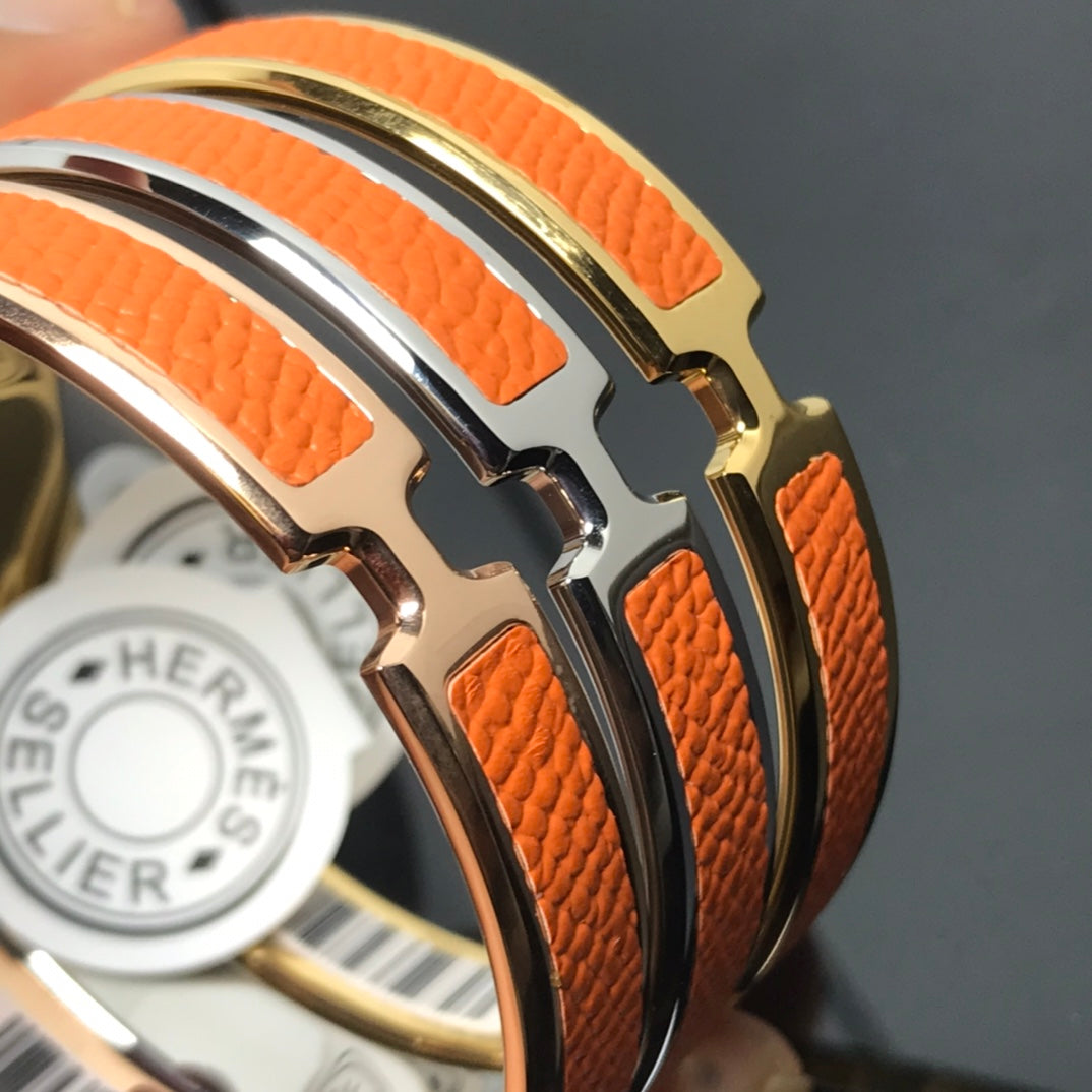 H Pig Nose Orange Bracelet