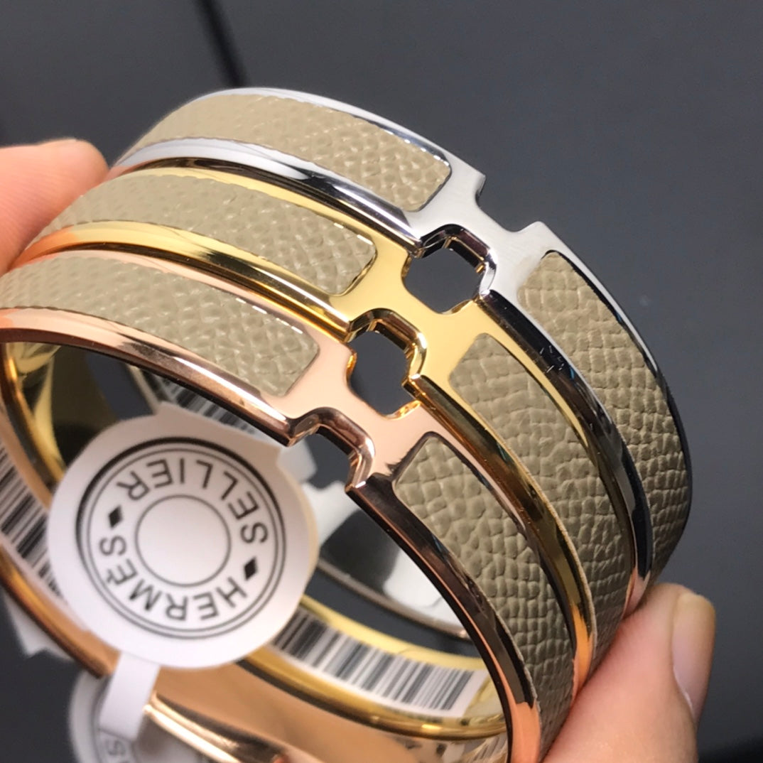 H Pig Nose Olive Bracelet