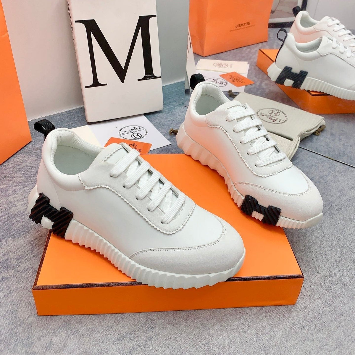HM Bouncing Sneaker In White Silk Lambskin 106449
