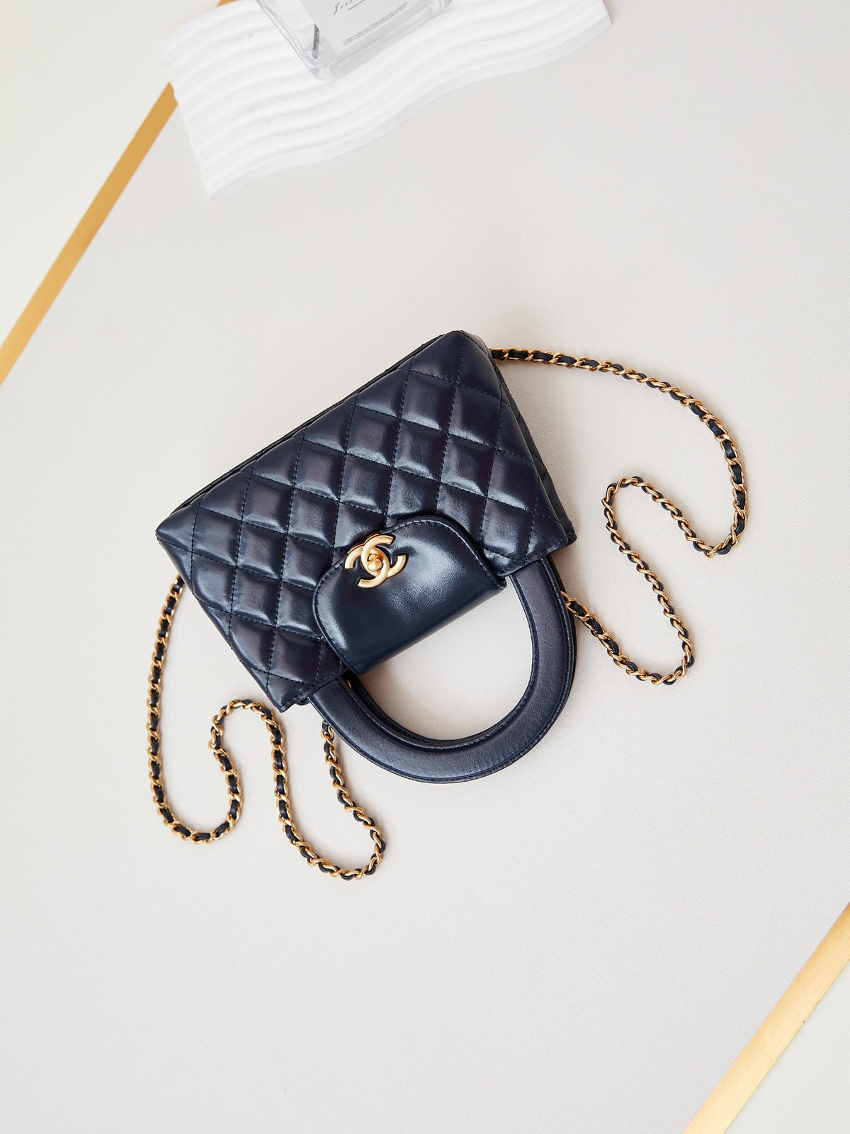 cc 24a nano 19cm kelly shopper bag navy blue lambskin
