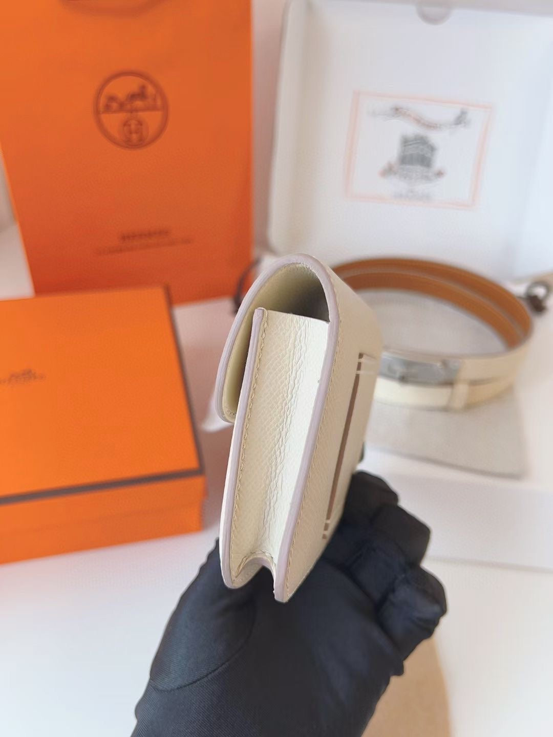 hm kelly belt 18mm with constance slim white epsom silver hardware