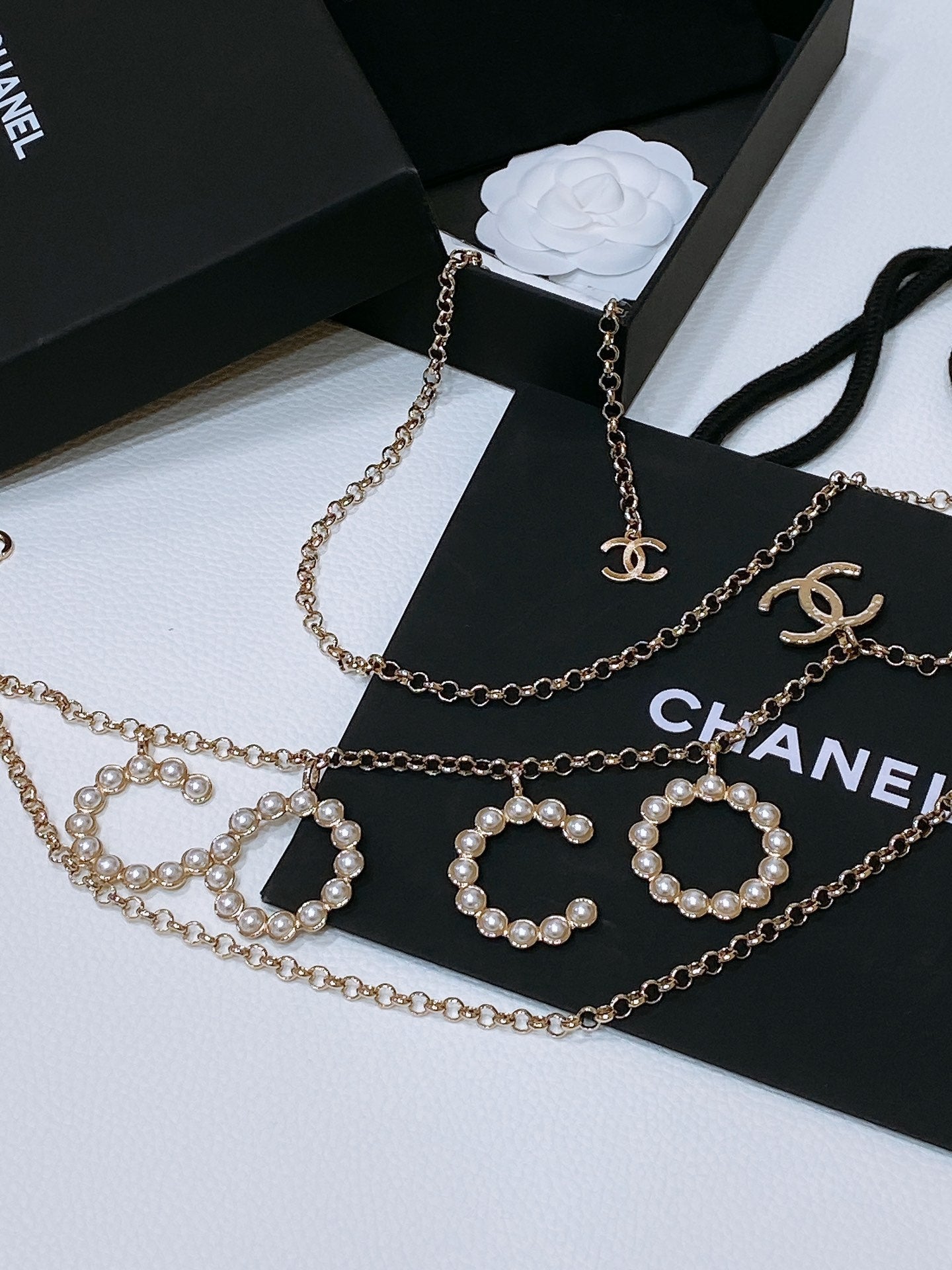 Chanel 2026 Pearl-Embellished Layered Chain Belt