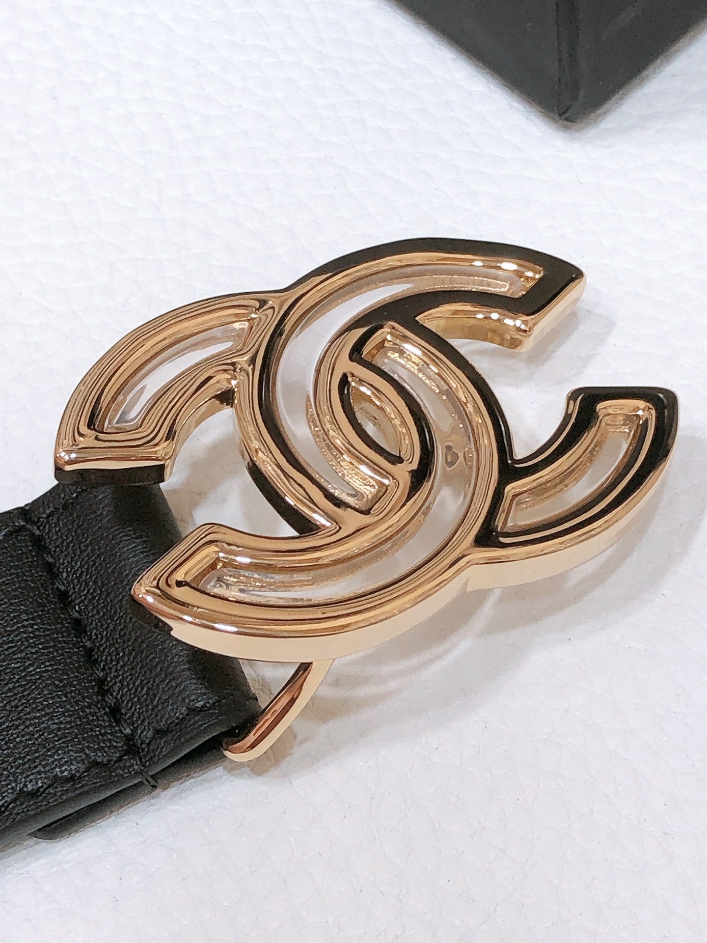 CHANEL BELT 3CM IN BLACK LAMBSKIN WITH GOLD HARDWARE LOGO