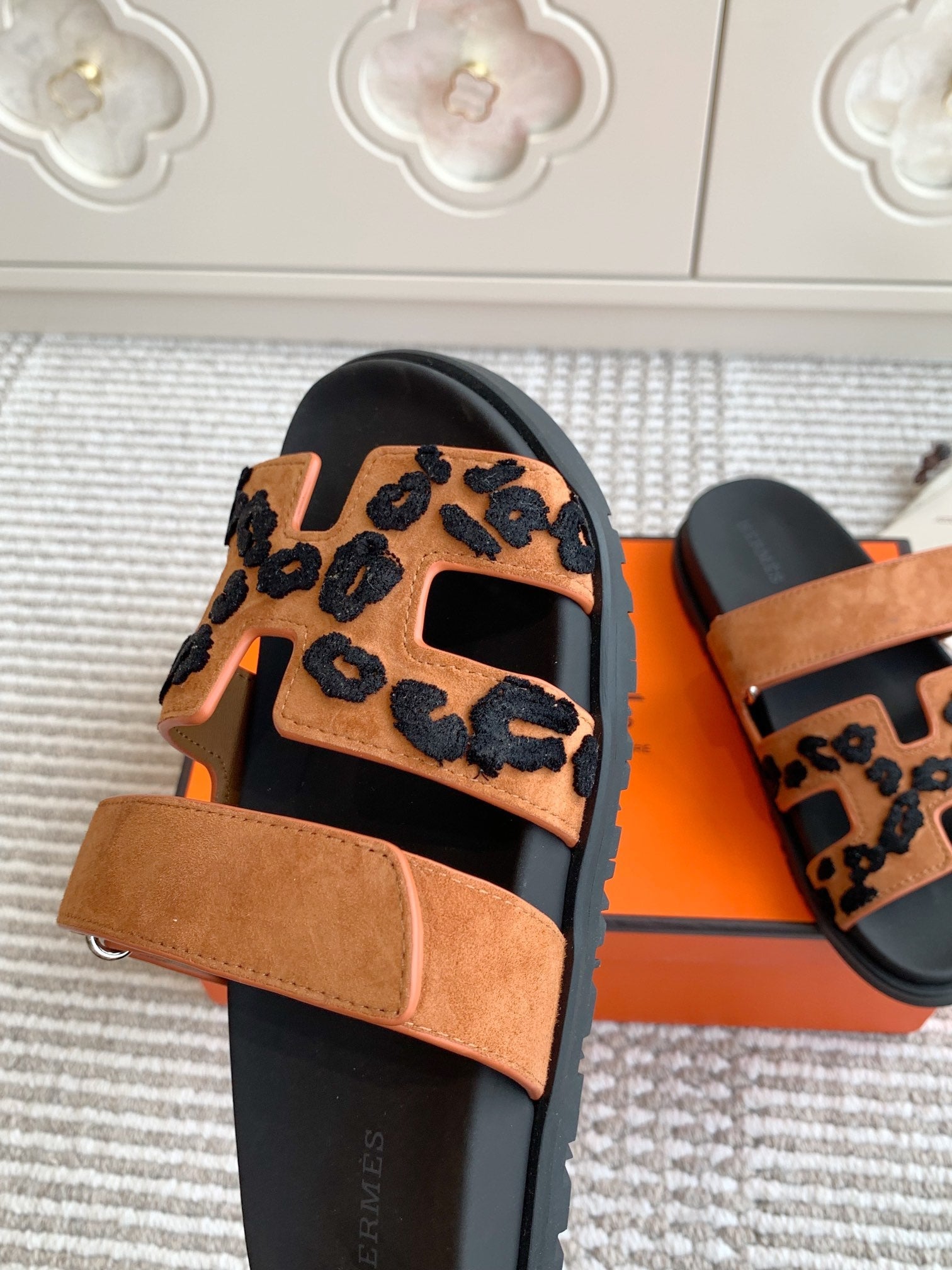 Hermes 2026 Chypre Sandal With Leopard Print Suede Leather 982197