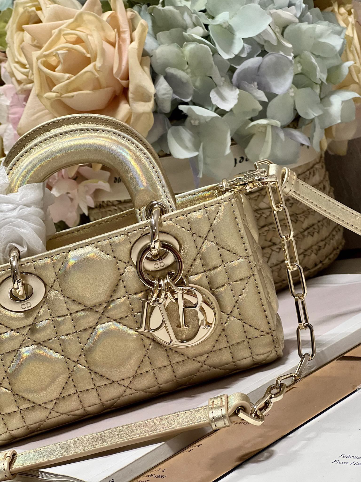 CD Lady D-Joy 16 Gold Lambskin 336621