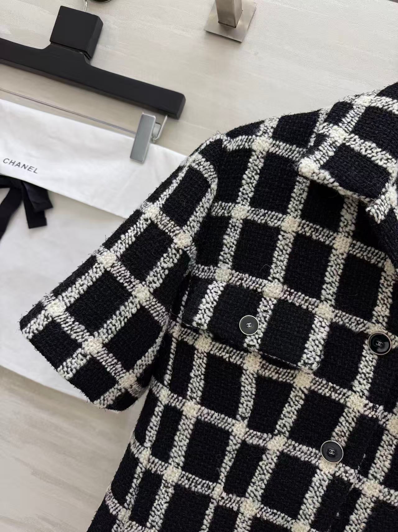 Chanel 2026 Set Black White Tweed Fabric 322315