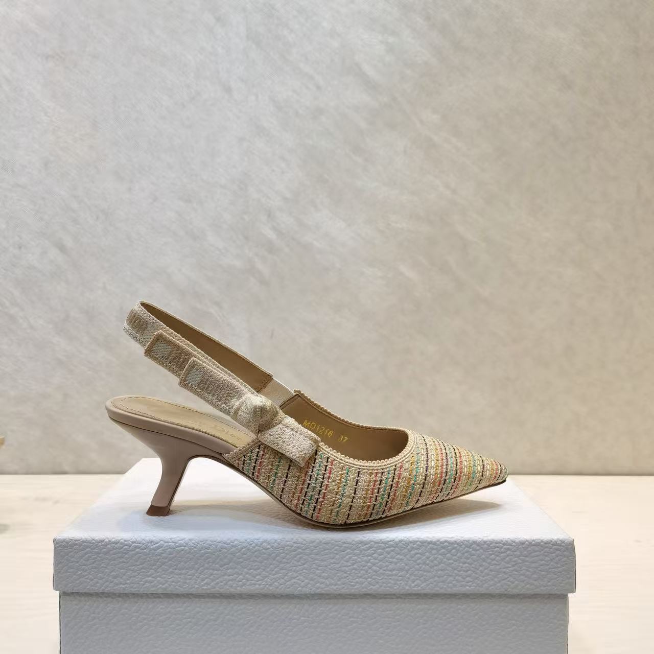 CD 25 J'Adior Slingback Heel Mesh and Leather 237890