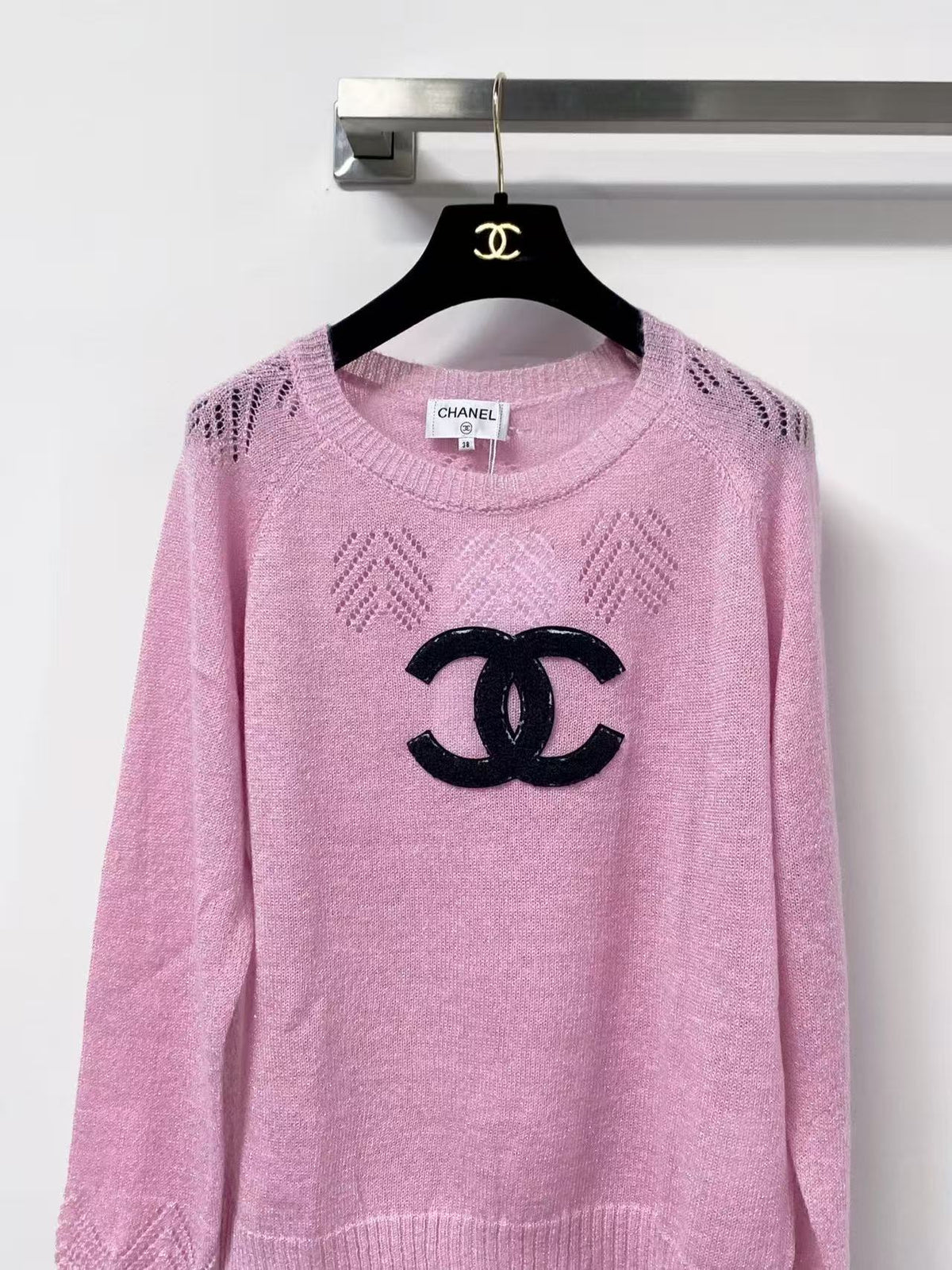 Chanel 2026 Long-Sleeved Sweater Pink Wool