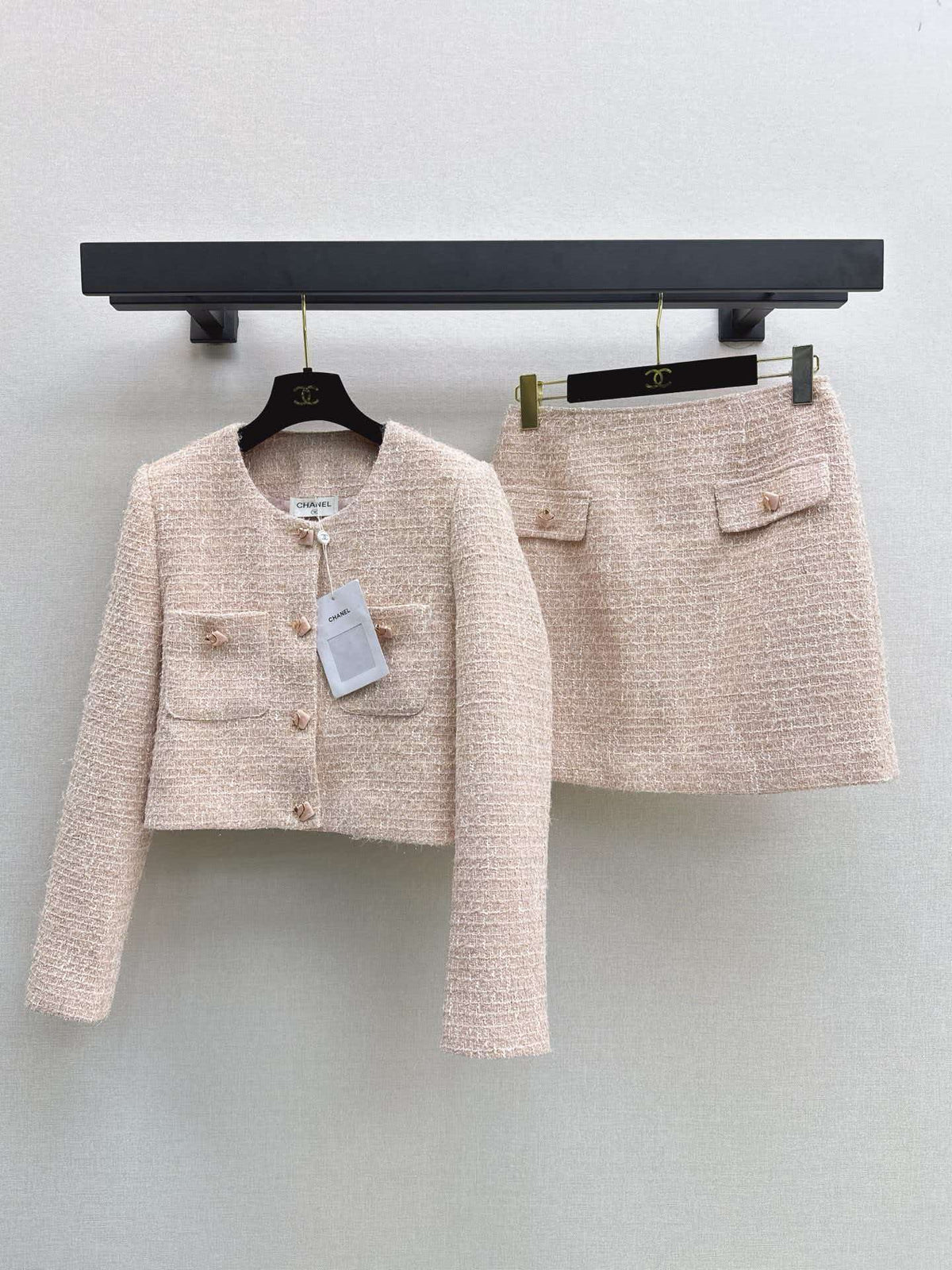 Chanel 2026 Cropped Long-Sleeved Jacket Skirt Set Light Pink Tweed