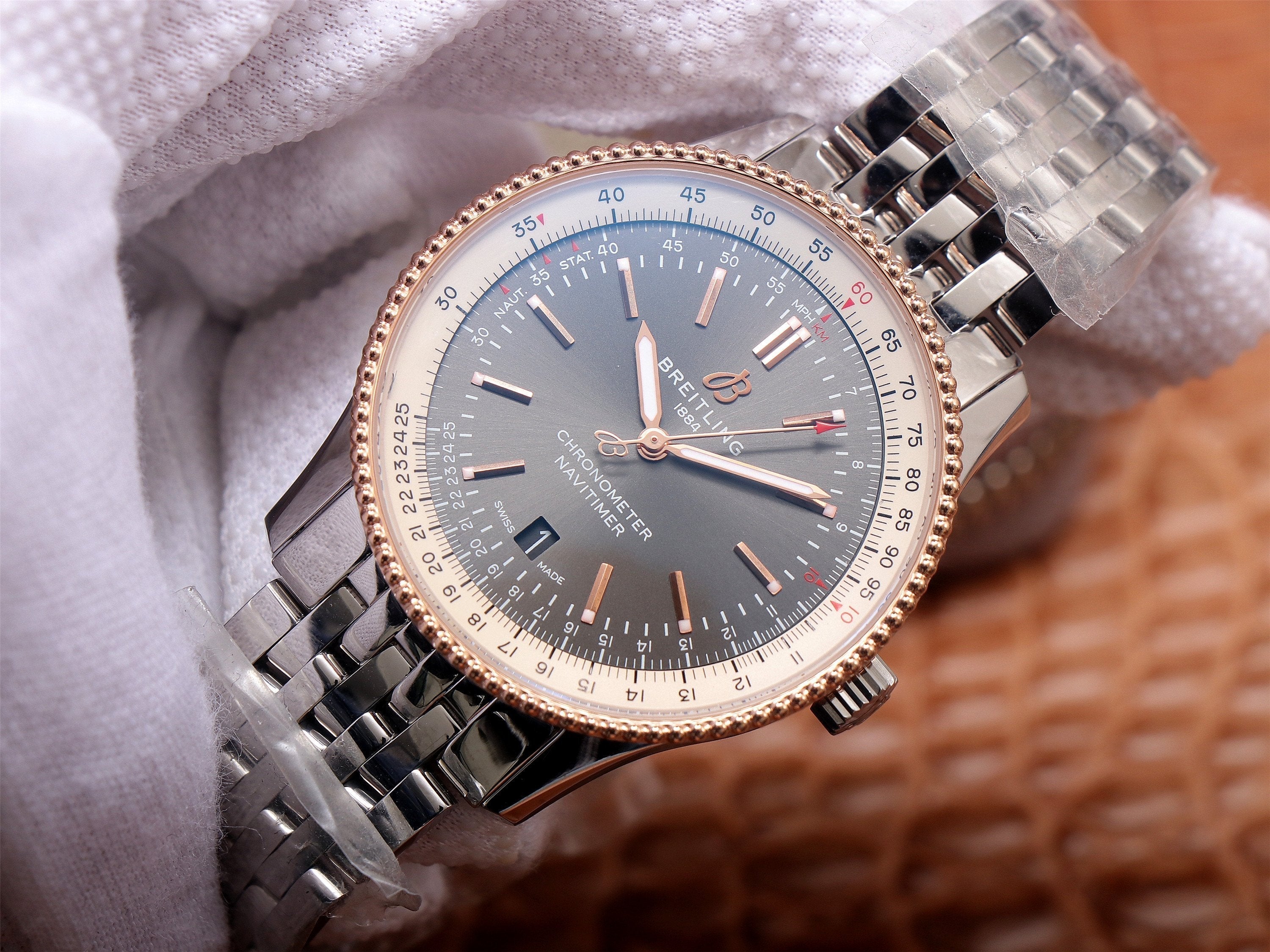 NAVITIMER CHRONOMETER 41MM ROSE GOLD GREY DIAL